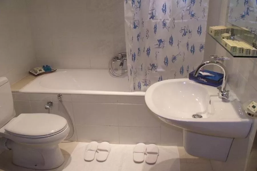 Bathroom in Castilia suites