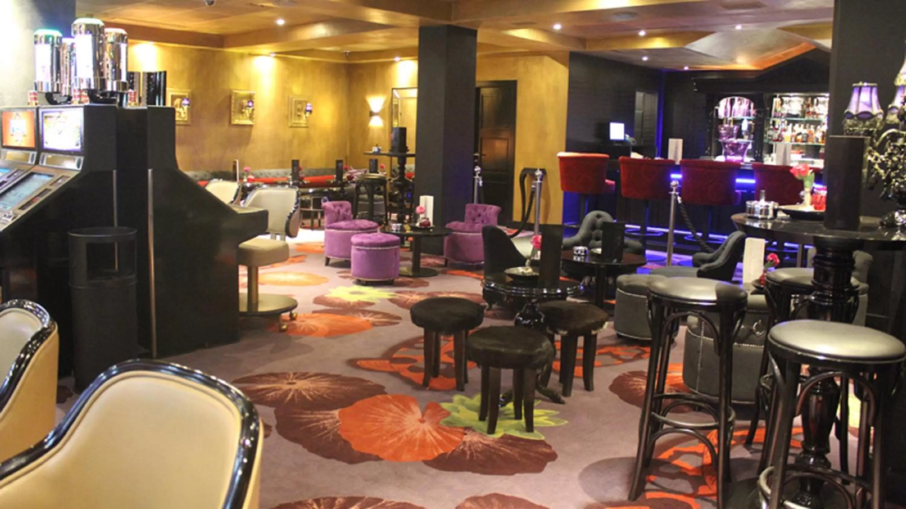 Casino, Lounge/Bar in Djeuga Palace Hotel