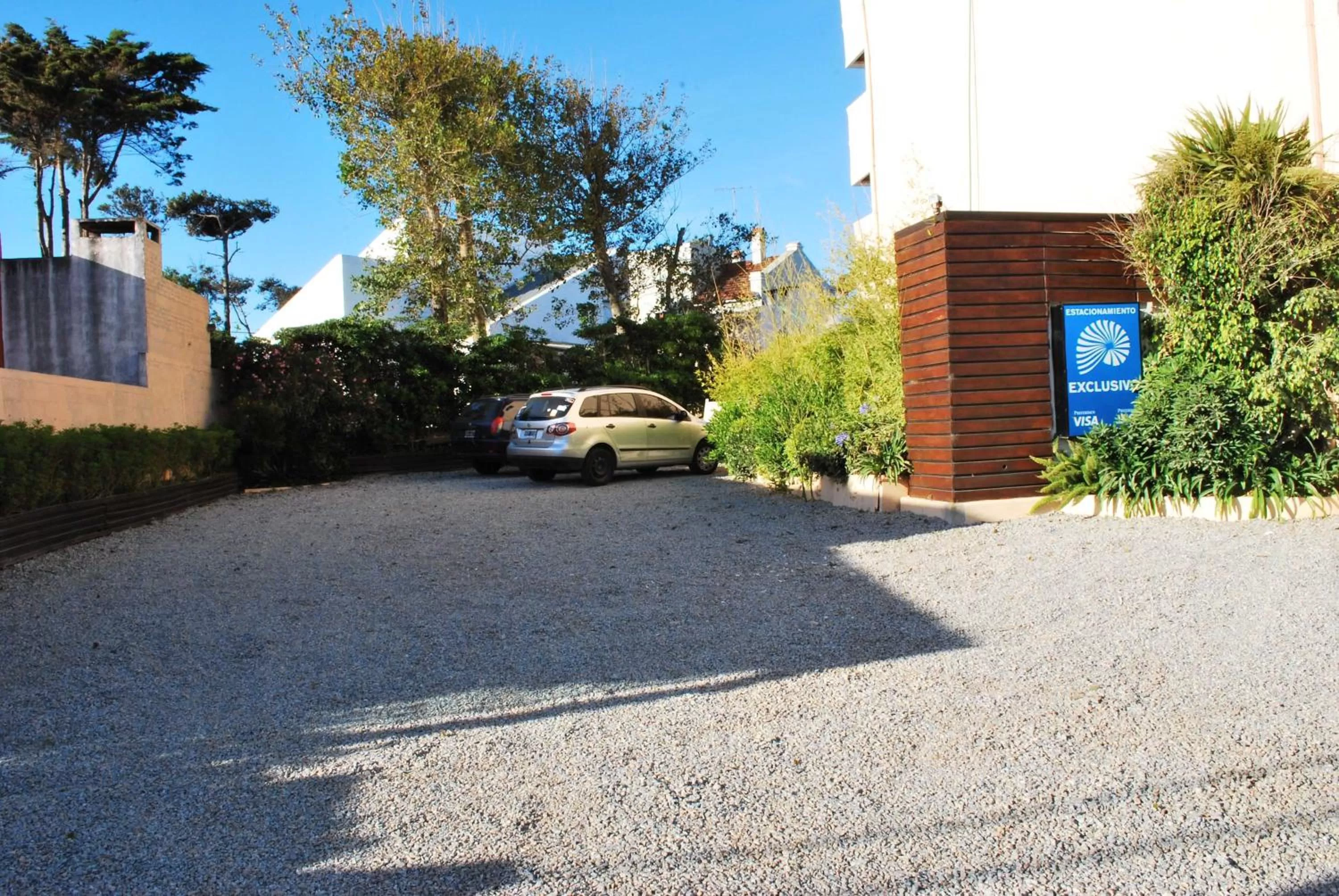 Other, Property Building in Hotel De La Barra