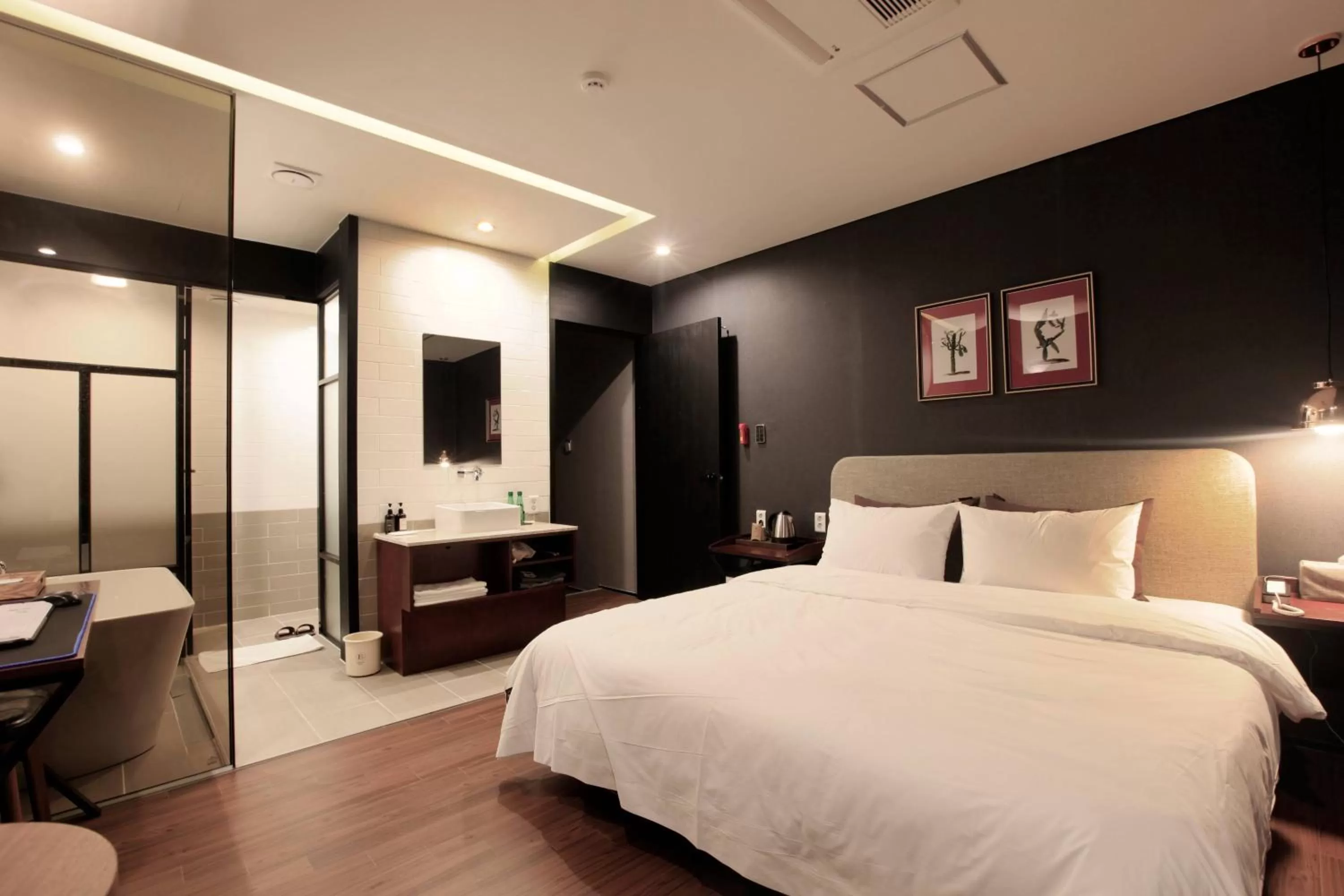 Bed in Seomyeon Brown-dot hotel Gold