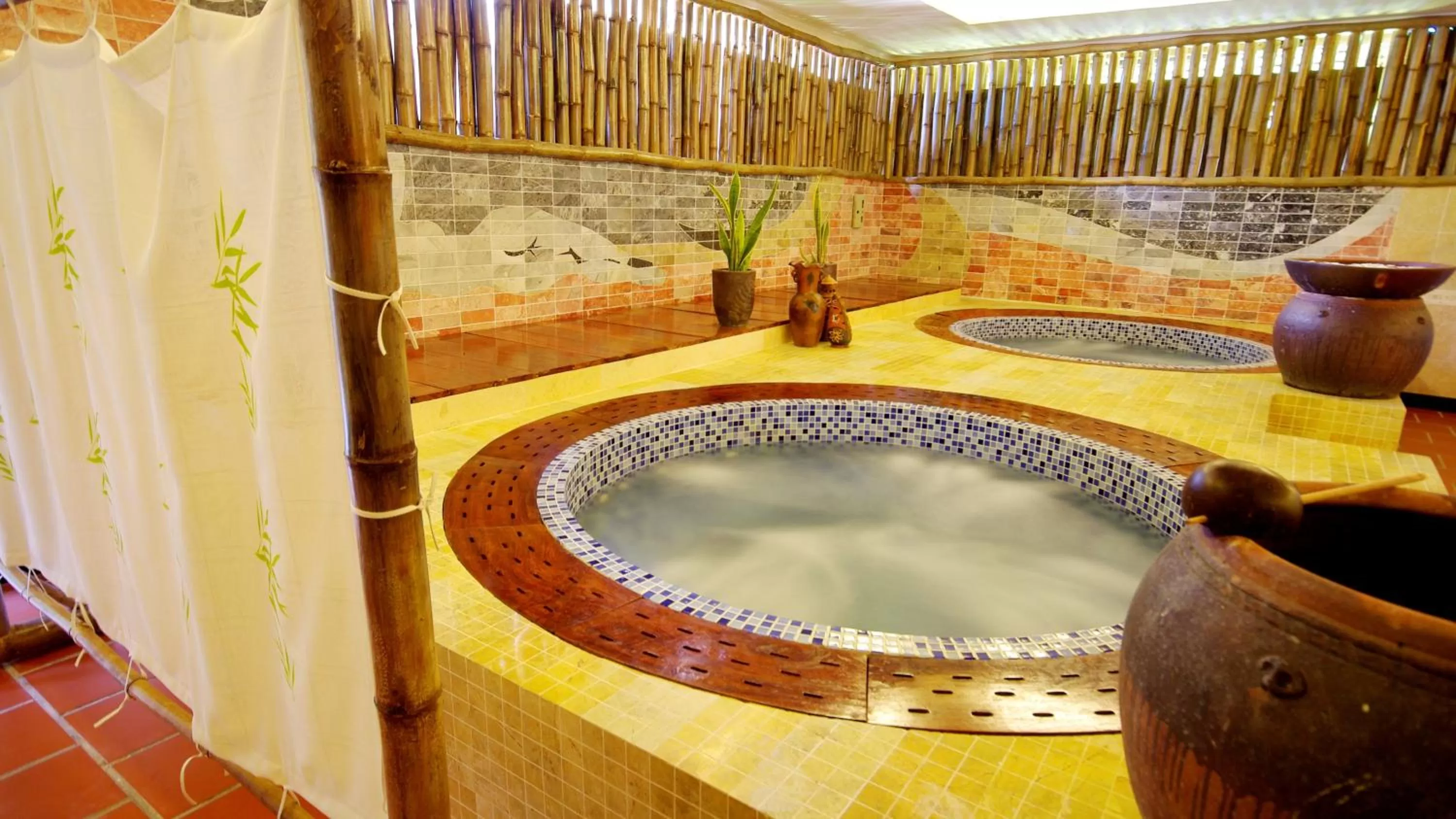 Sauna in Diamond Bay Resort & Spa