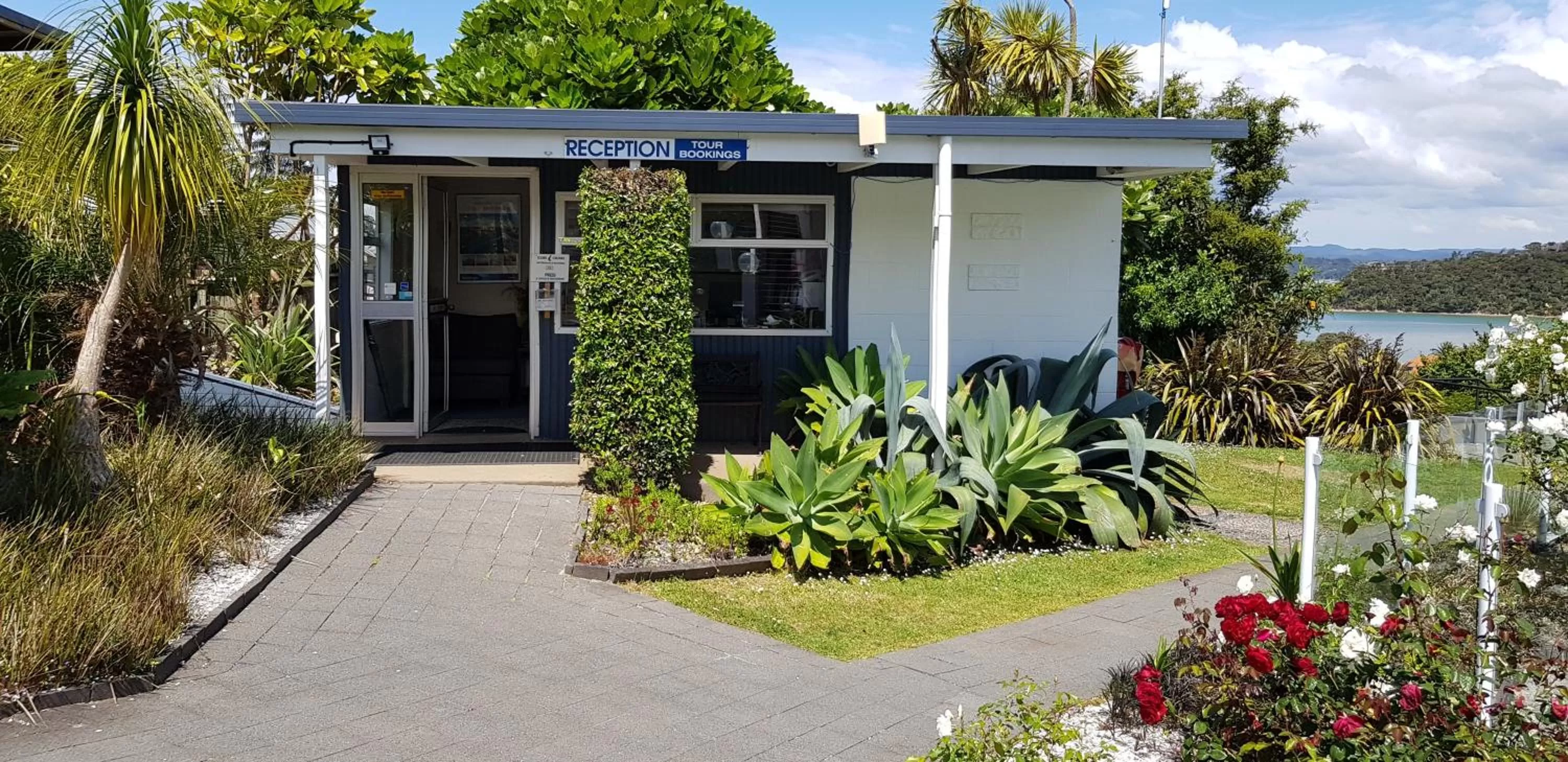 Lobby or reception in Aloha Seaview Resort Motel