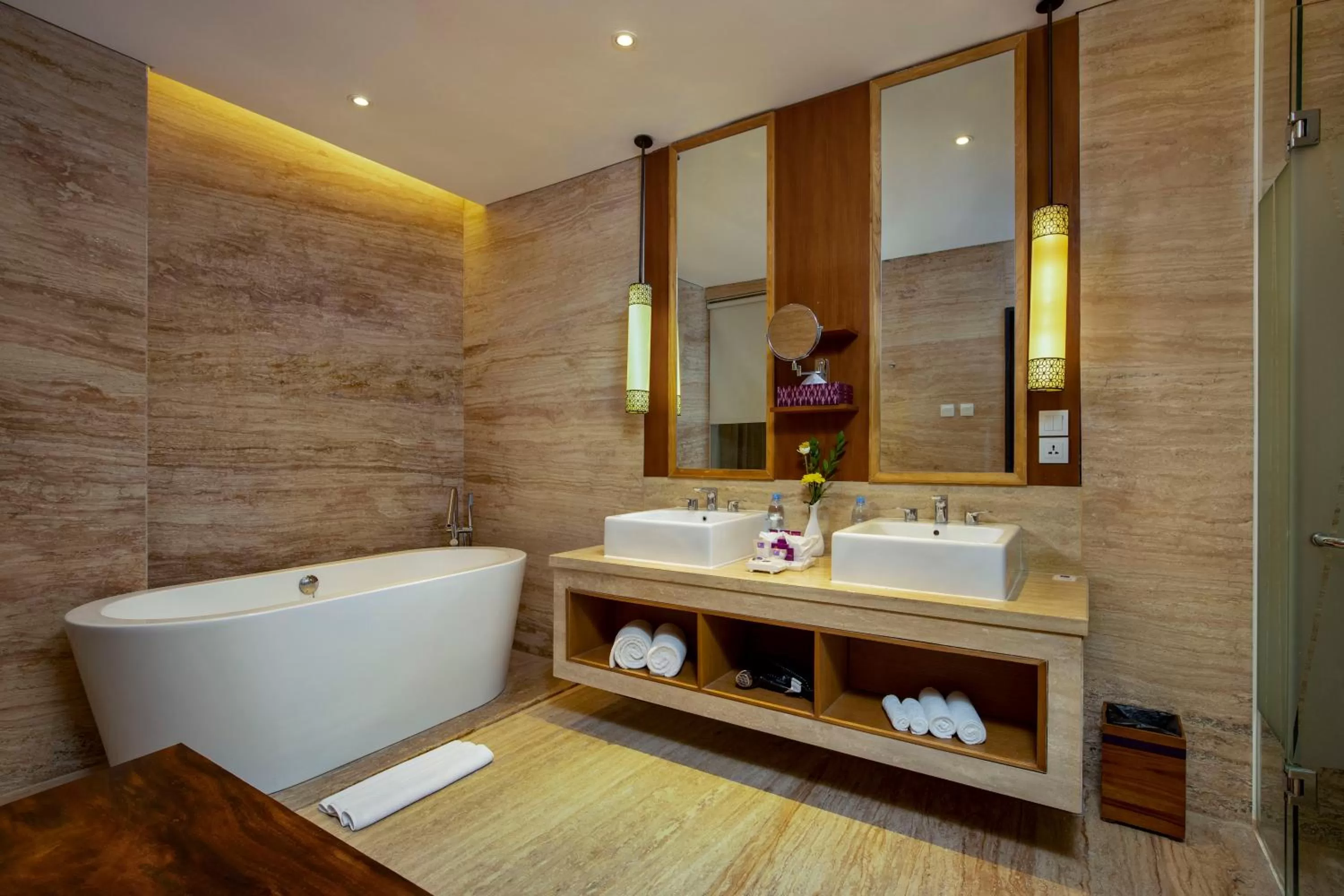 Bath in Truntum Kuta Bali