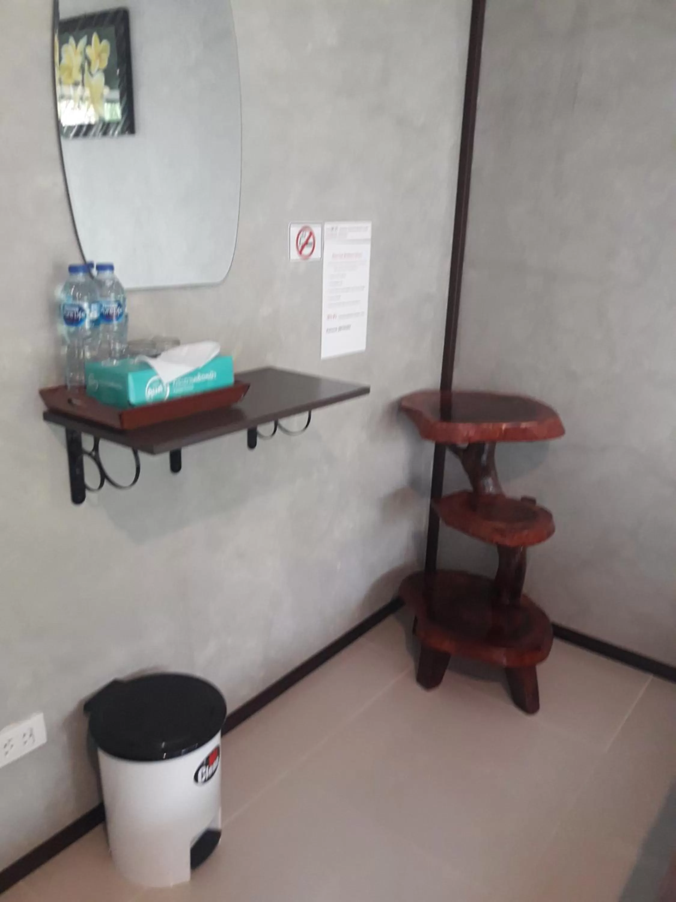 Communal lounge/ TV room in Khao Sok Residence Resort