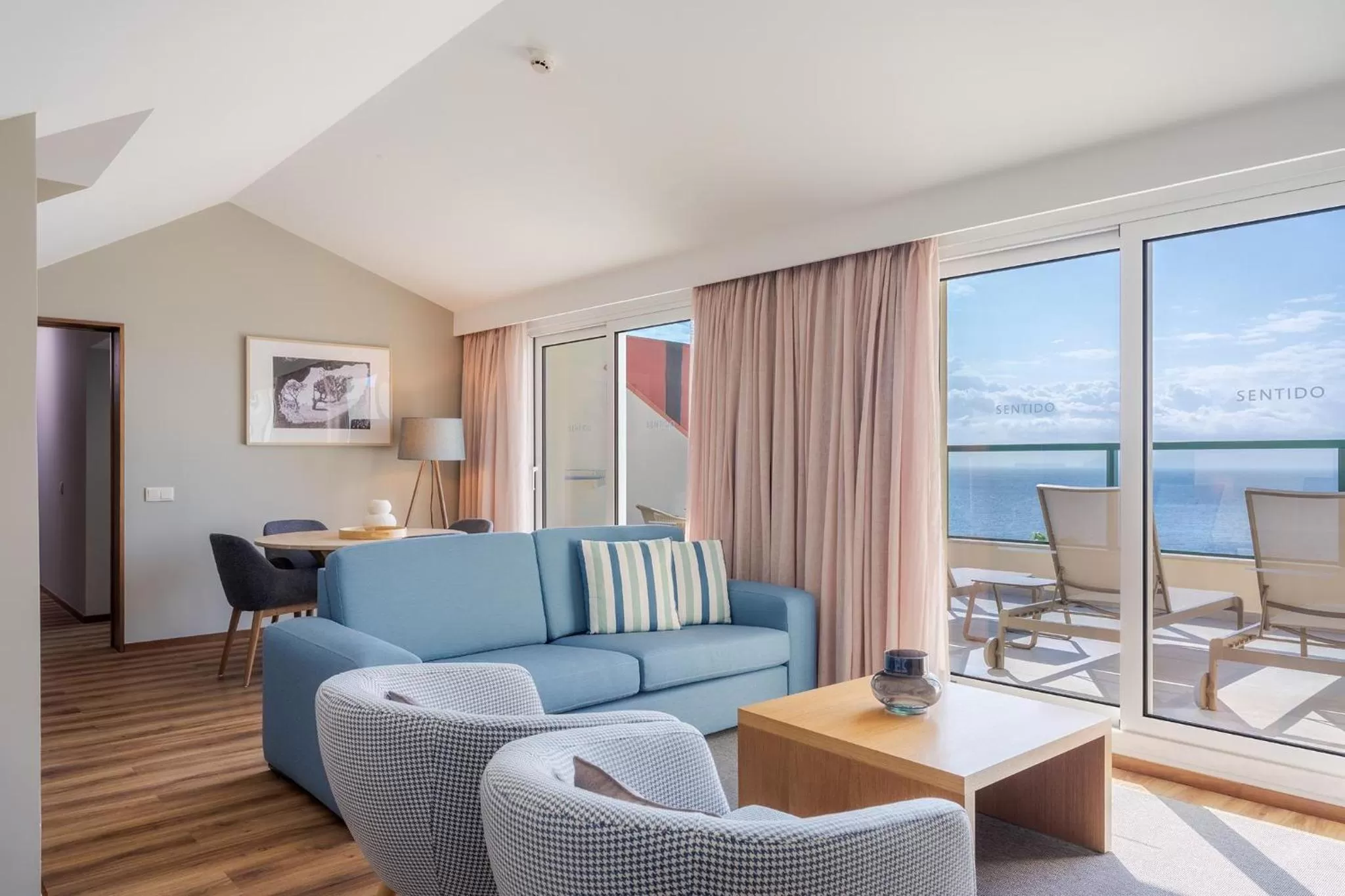 Photo of the whole room in Sentido Galosol