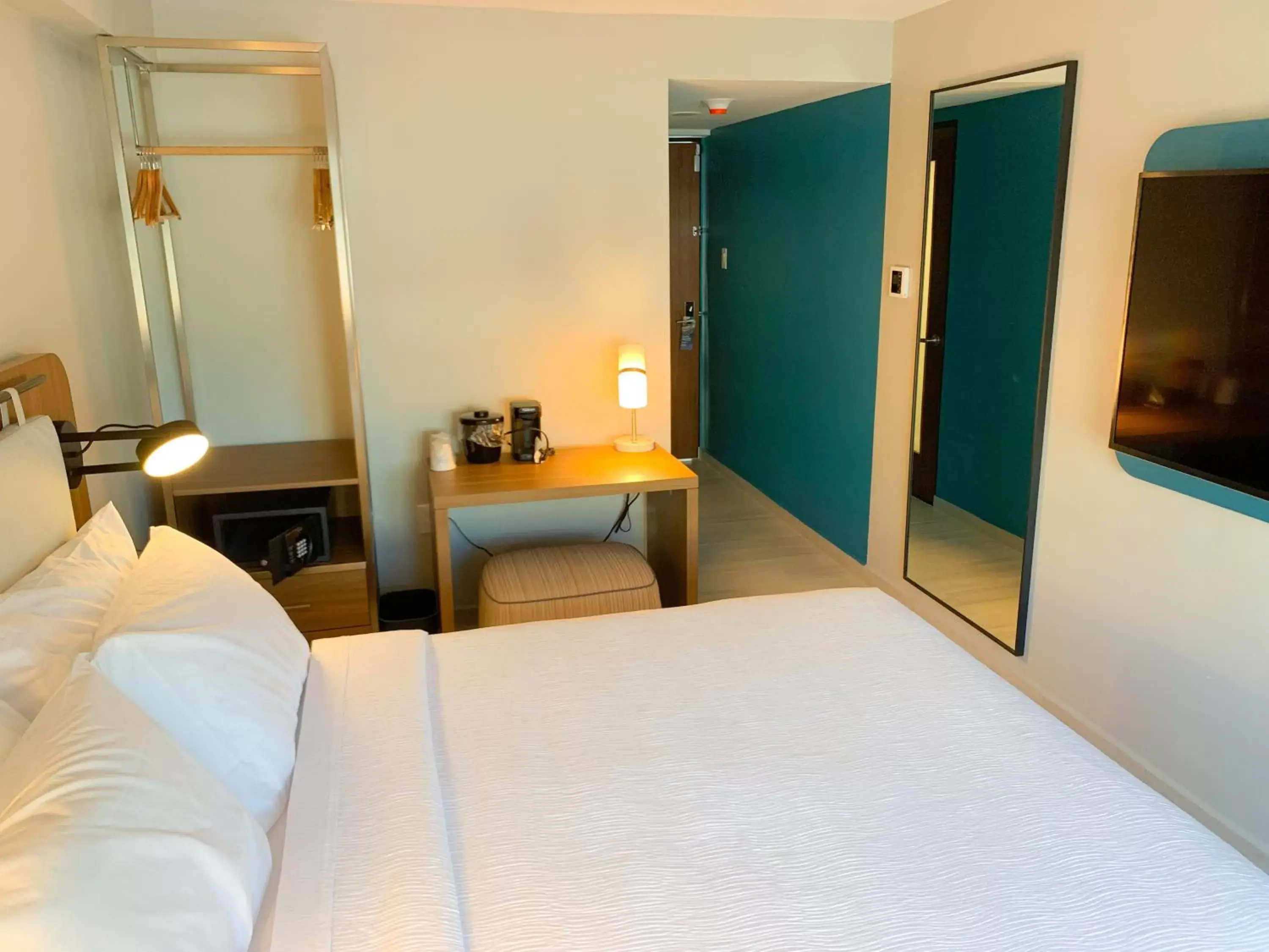 Queen Room - Non-Smoking in TRYP by Wyndham Mayaguez Queen Room - Non-Smoking in TRYP by Wyndham Mayaguez