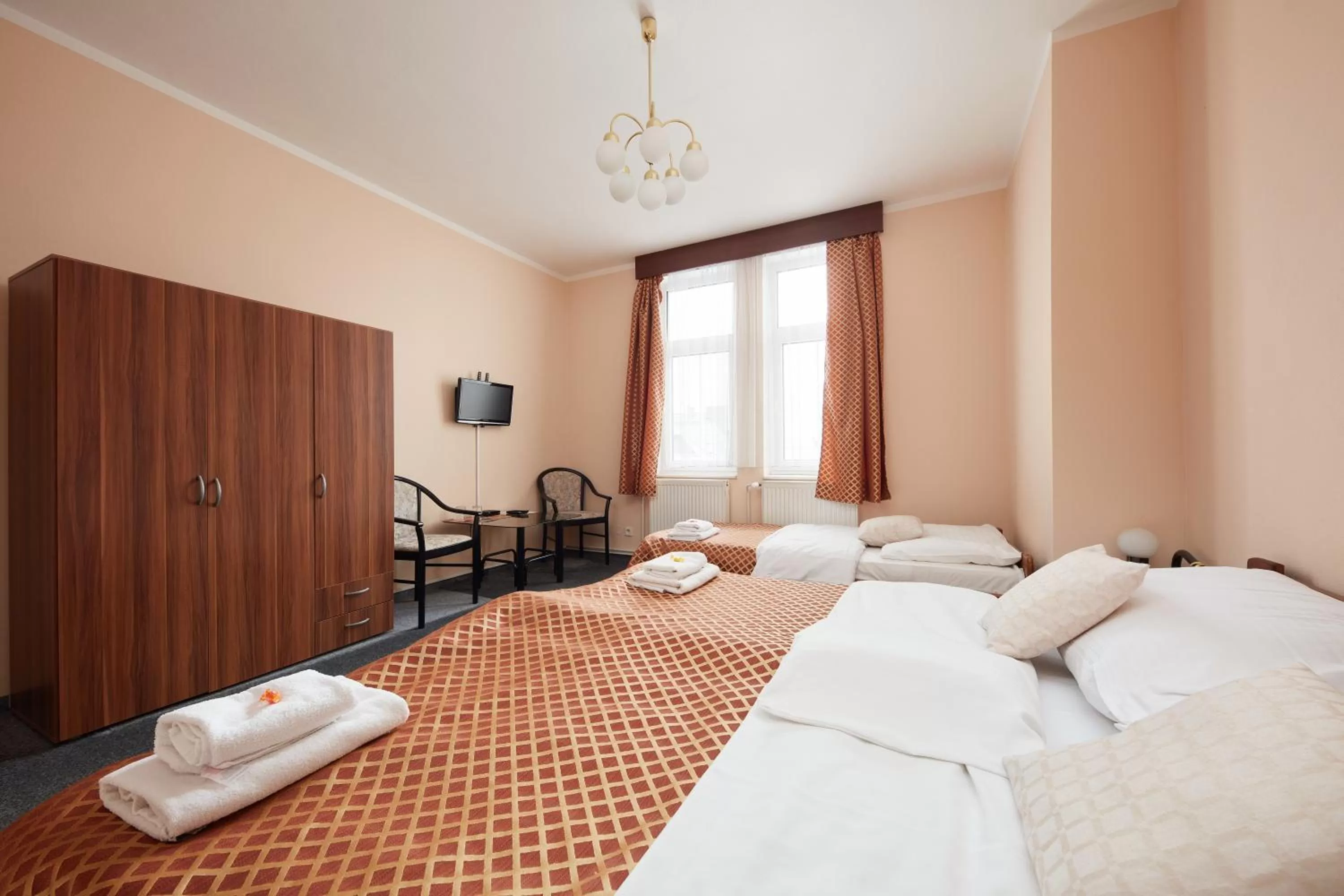 Bedroom, Bed in Hotel Roosevelt