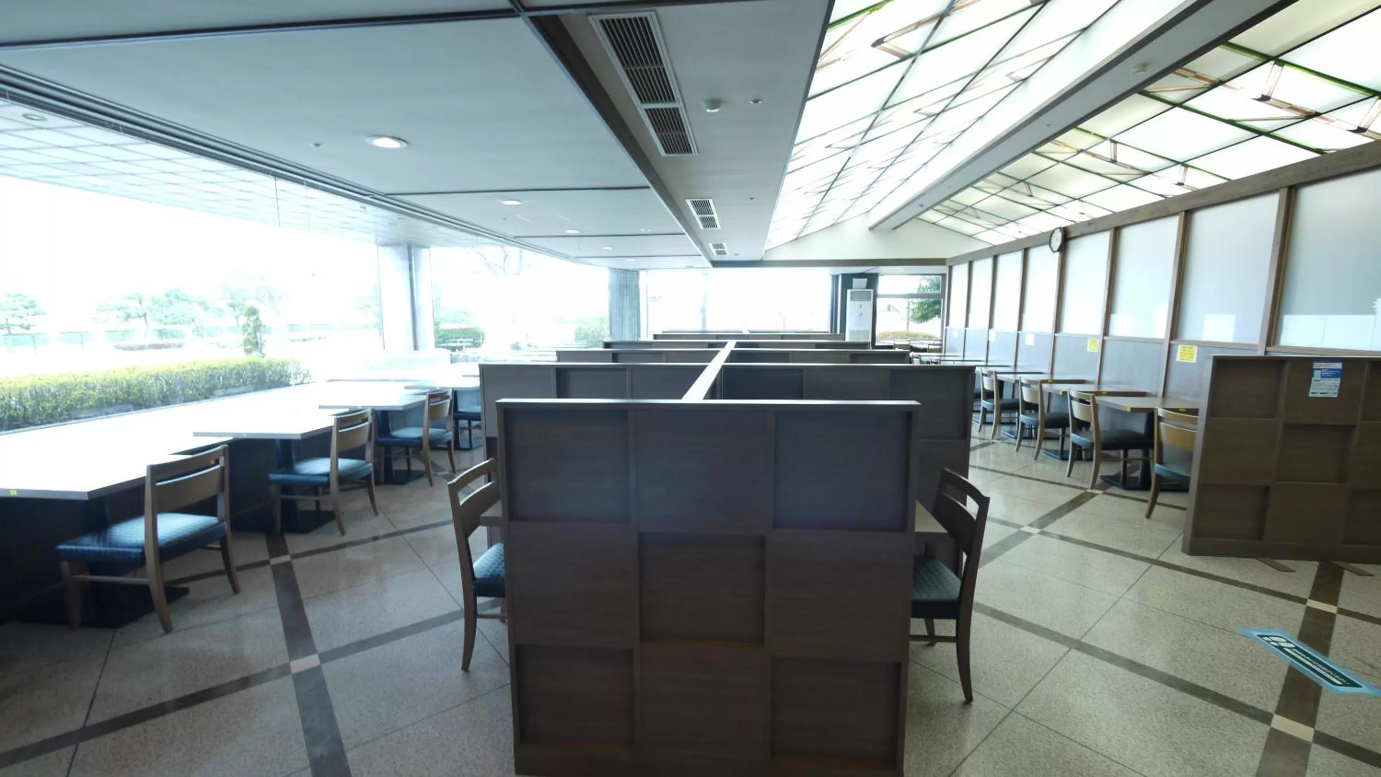 Restaurant/places to eat in Route Inn Grantia Komatsu Airport