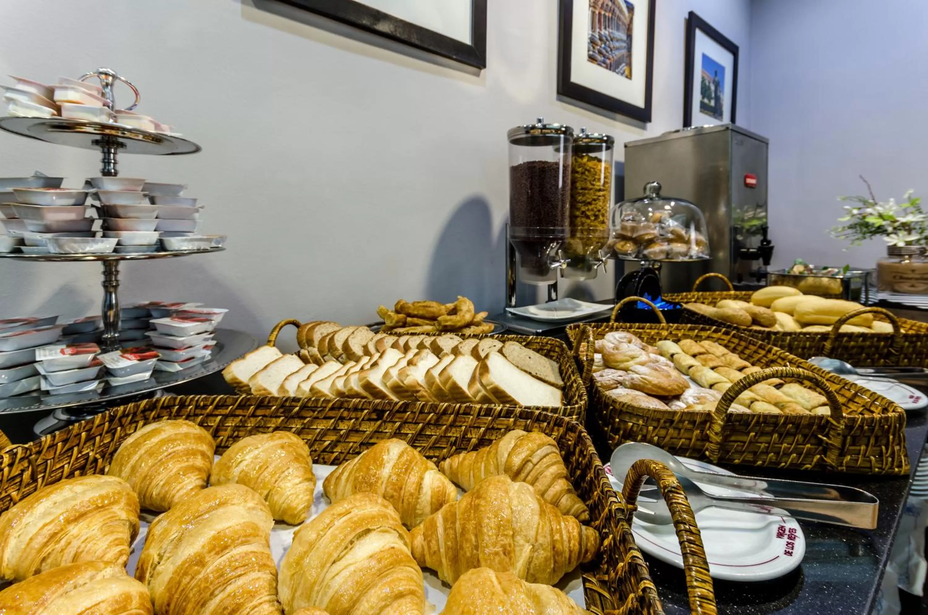 Breakfast in Virgen de los Reyes