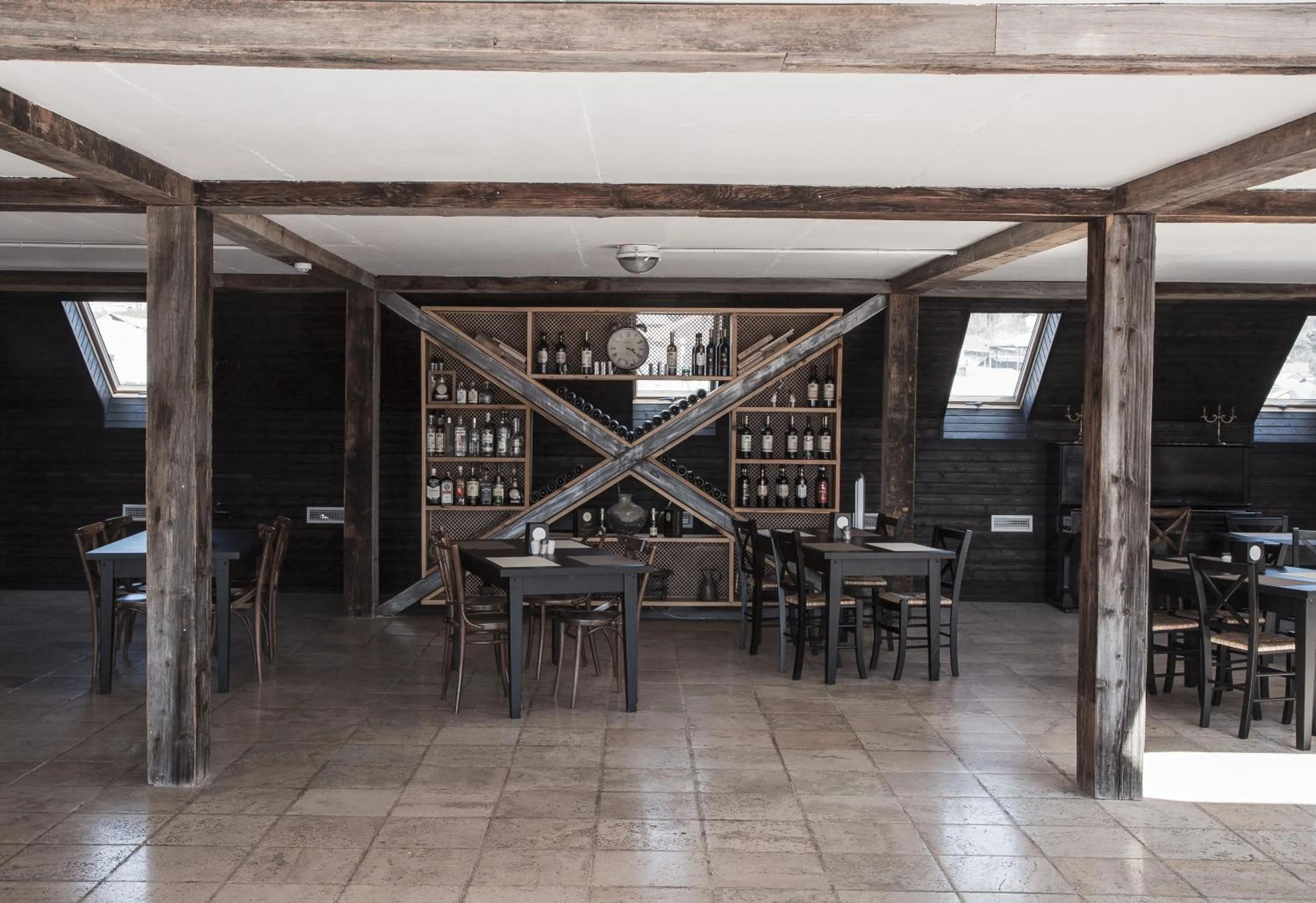 Restaurant/places to eat in Hotel ZP Palace