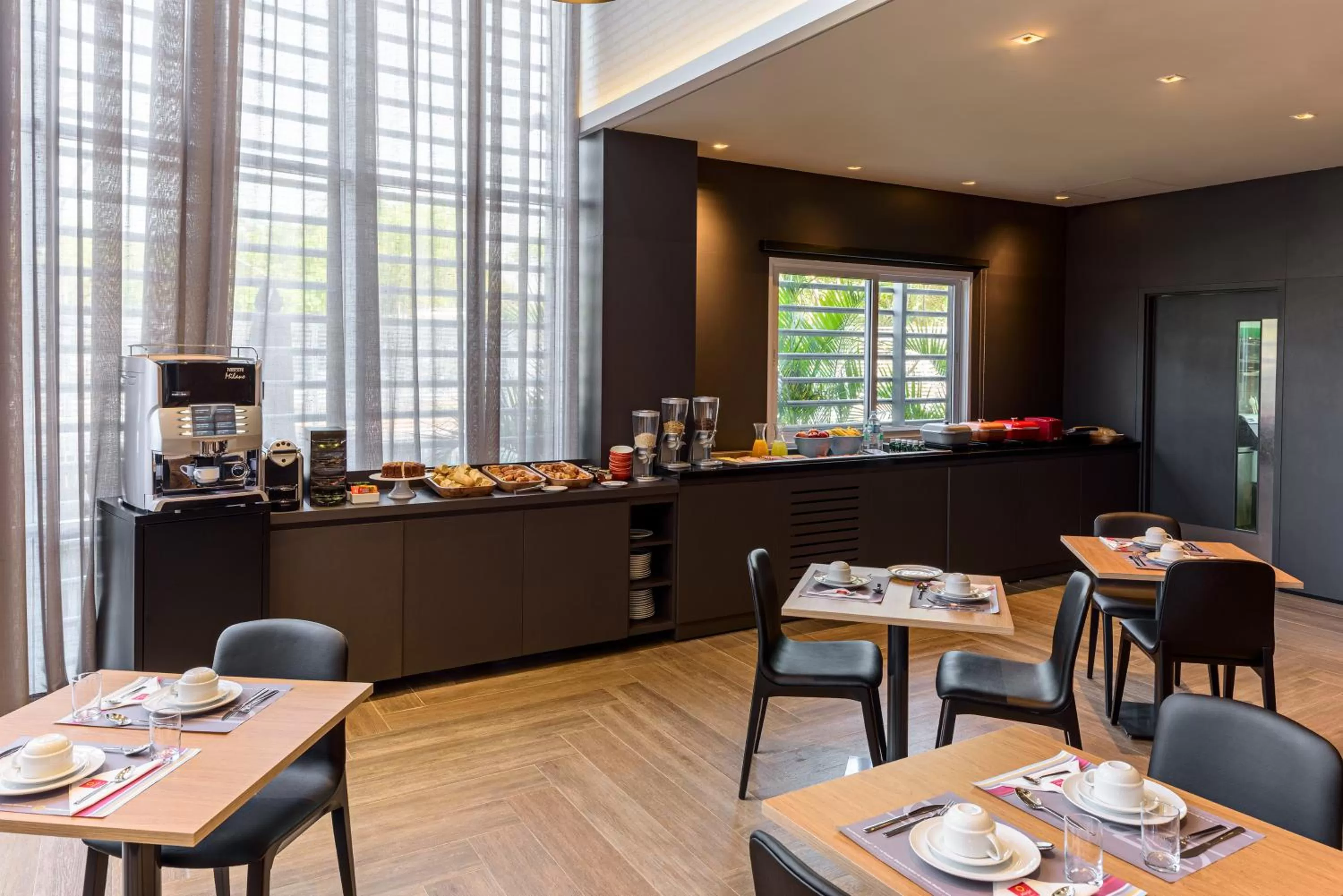 Buffet breakfast in Mercure Sao Bernardo Do Campo