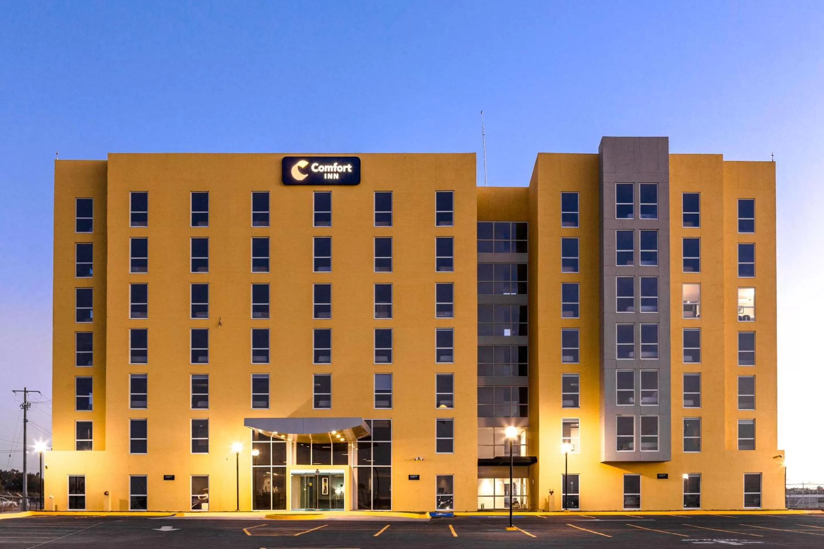 Property building in Comfort Inn Delicias