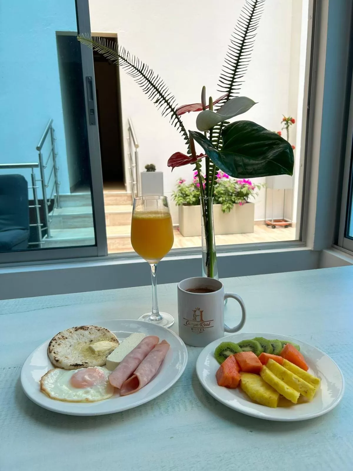 Breakfast in Hotel Campo Real