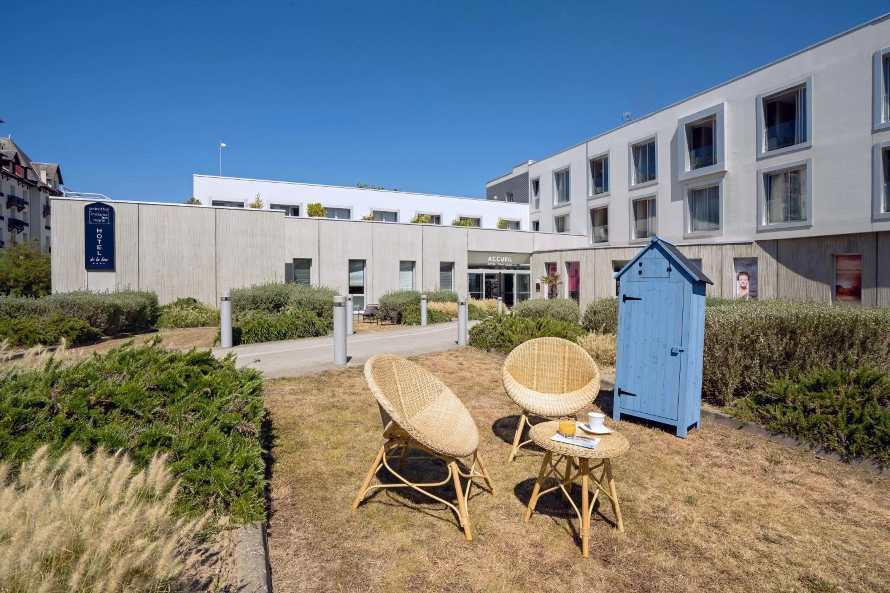 Property building in Hôtel de la Baie - Thalassothérapie PREVITHAL