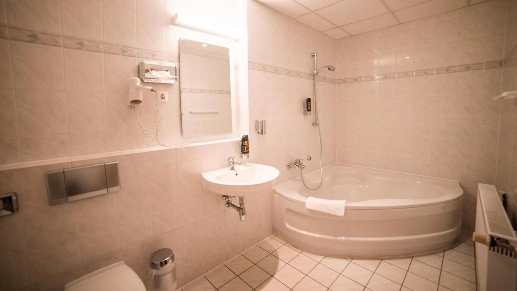 Bathroom in Gasthaus Zur Fähre