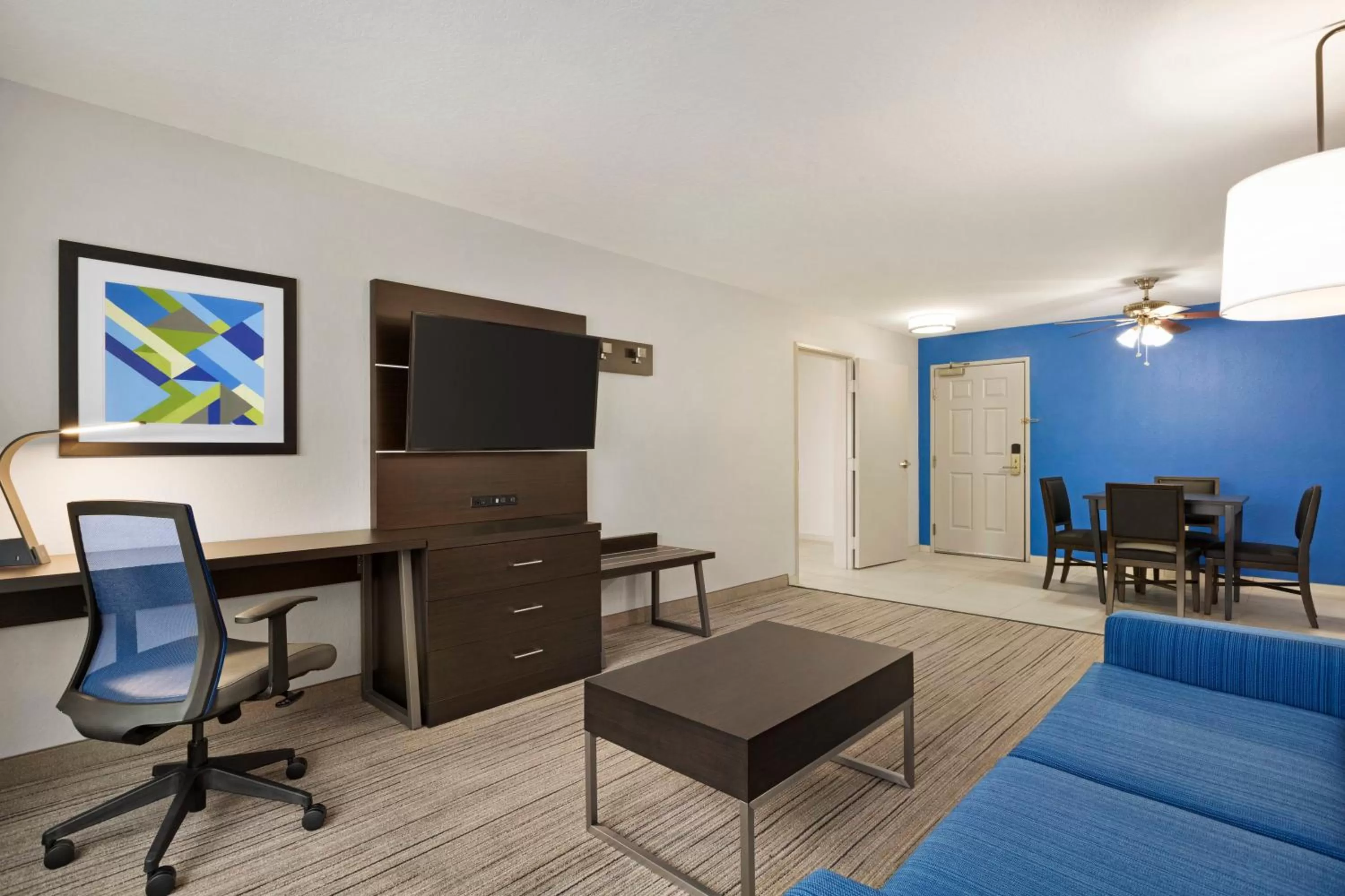 Photo of the whole room in Holiday Inn Express & Suites Sarasota East by IHG