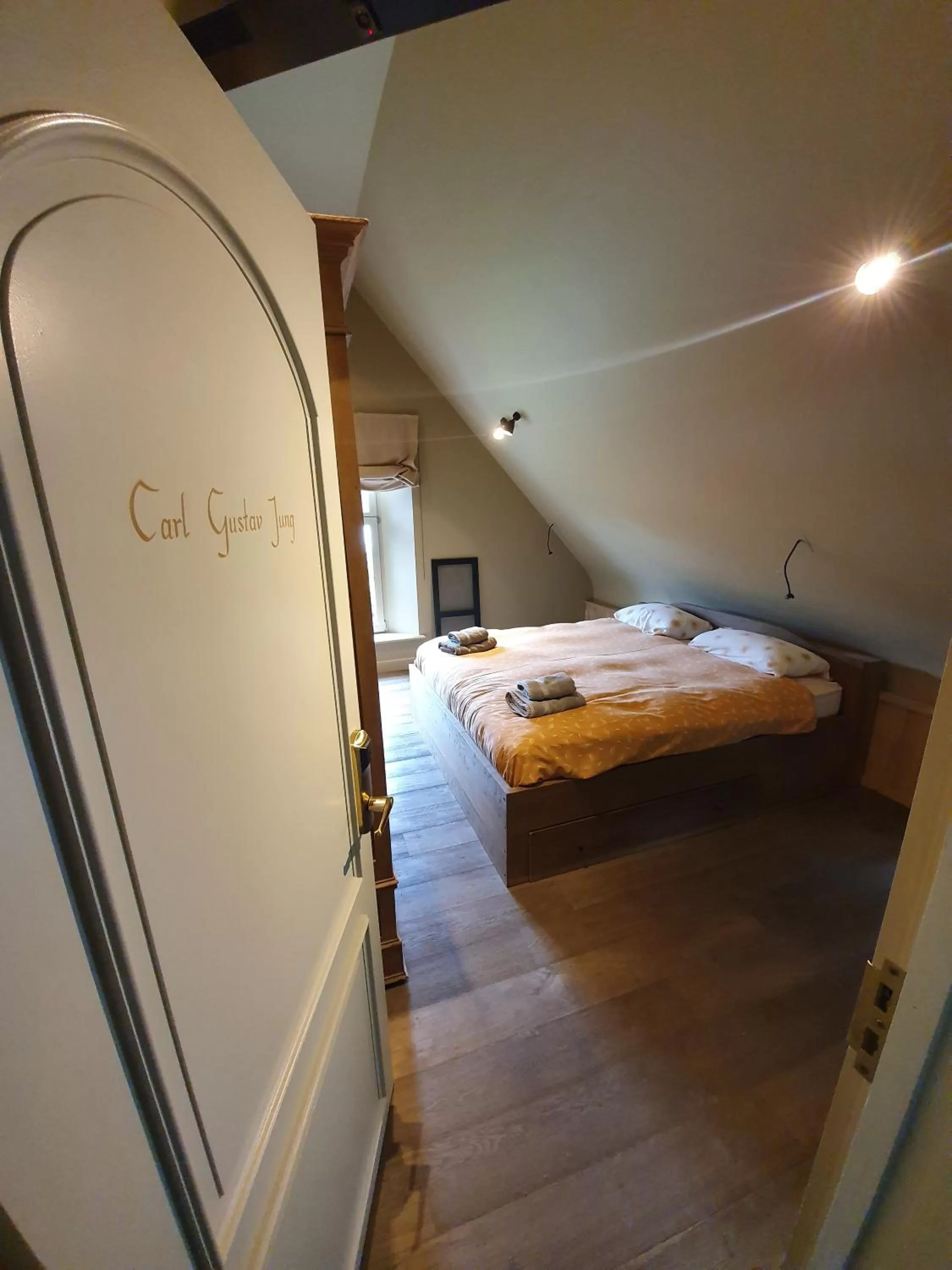 Bed in De Grote Wateringe