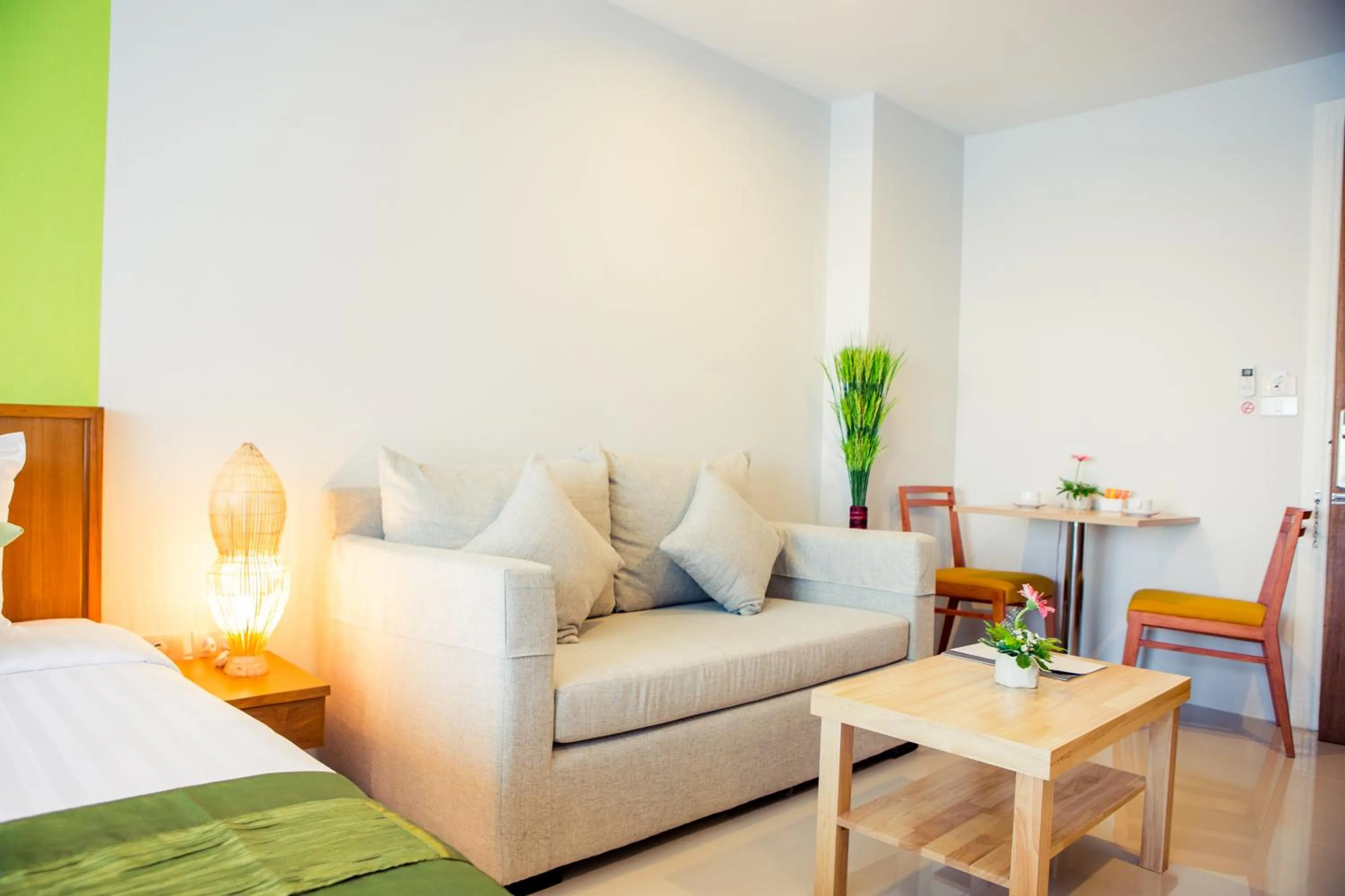 Bed in Crystal Jade Hotel