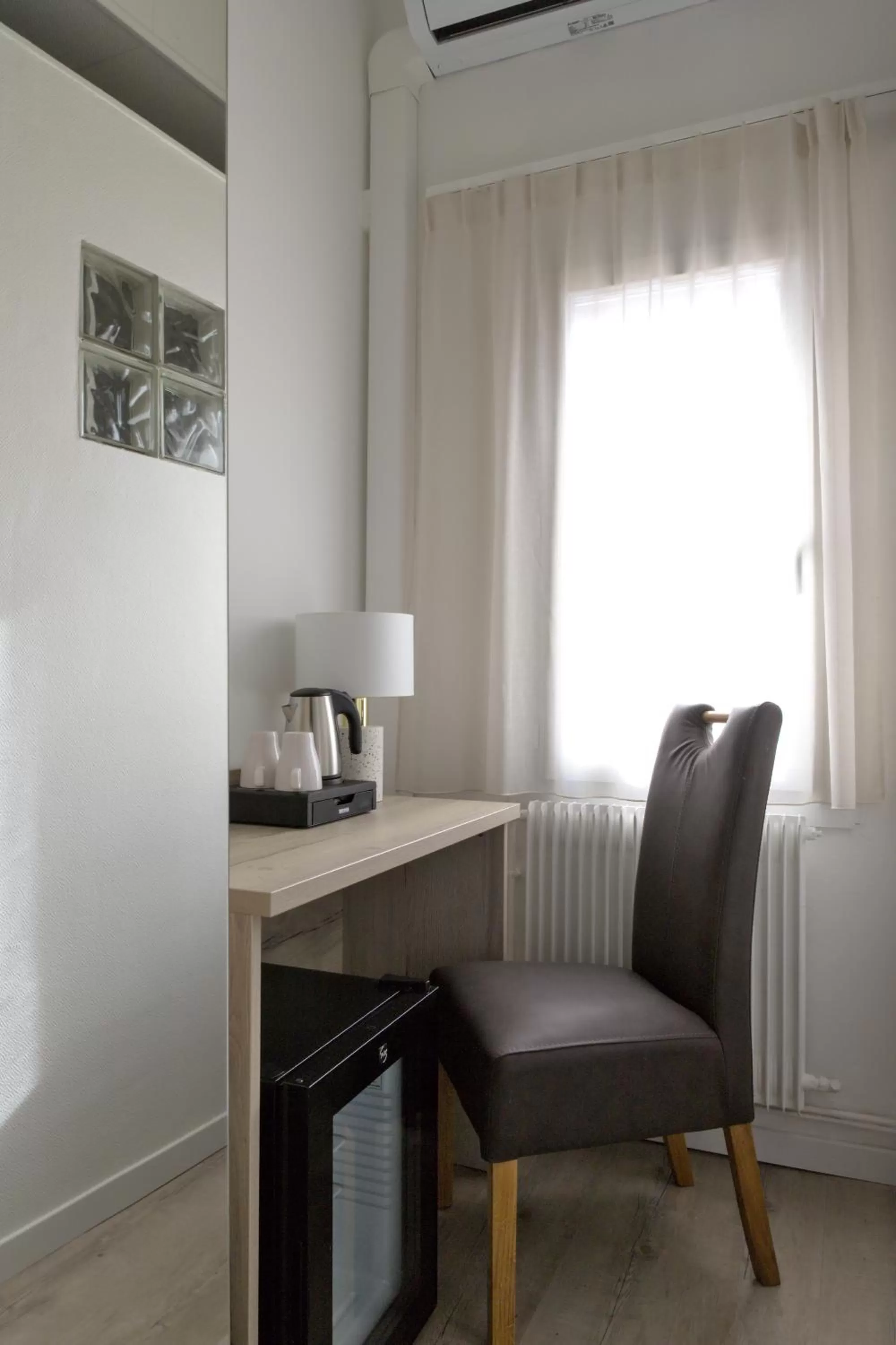 Coffee/tea facilities in Hôtel du Golfe Sete-Balaruc