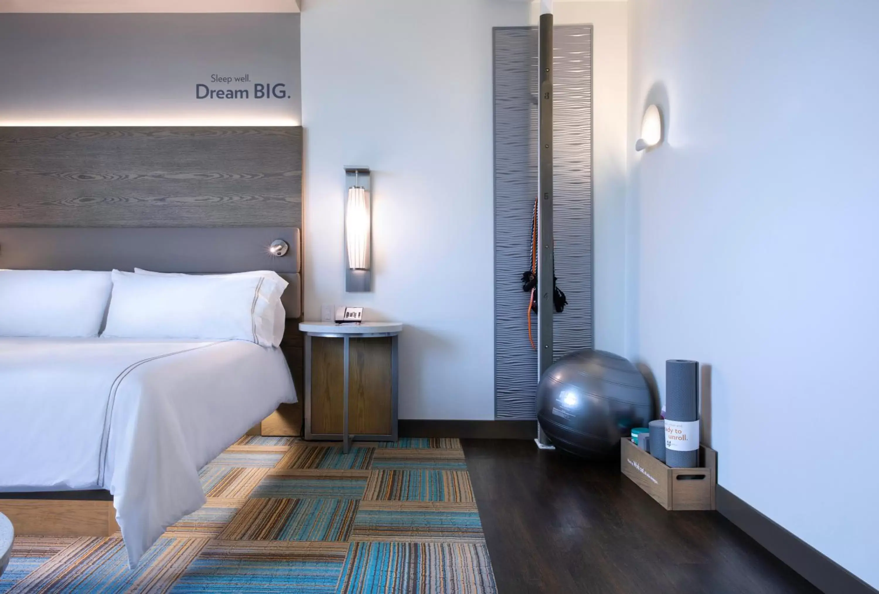 King Room - Hearing Accessible - Roll-in Shower in EVEN Hotel Miami - Airport by IHG King Room - Hearing Accessible - Roll-in Shower in EVEN Hotel Miami - Airport by IHG