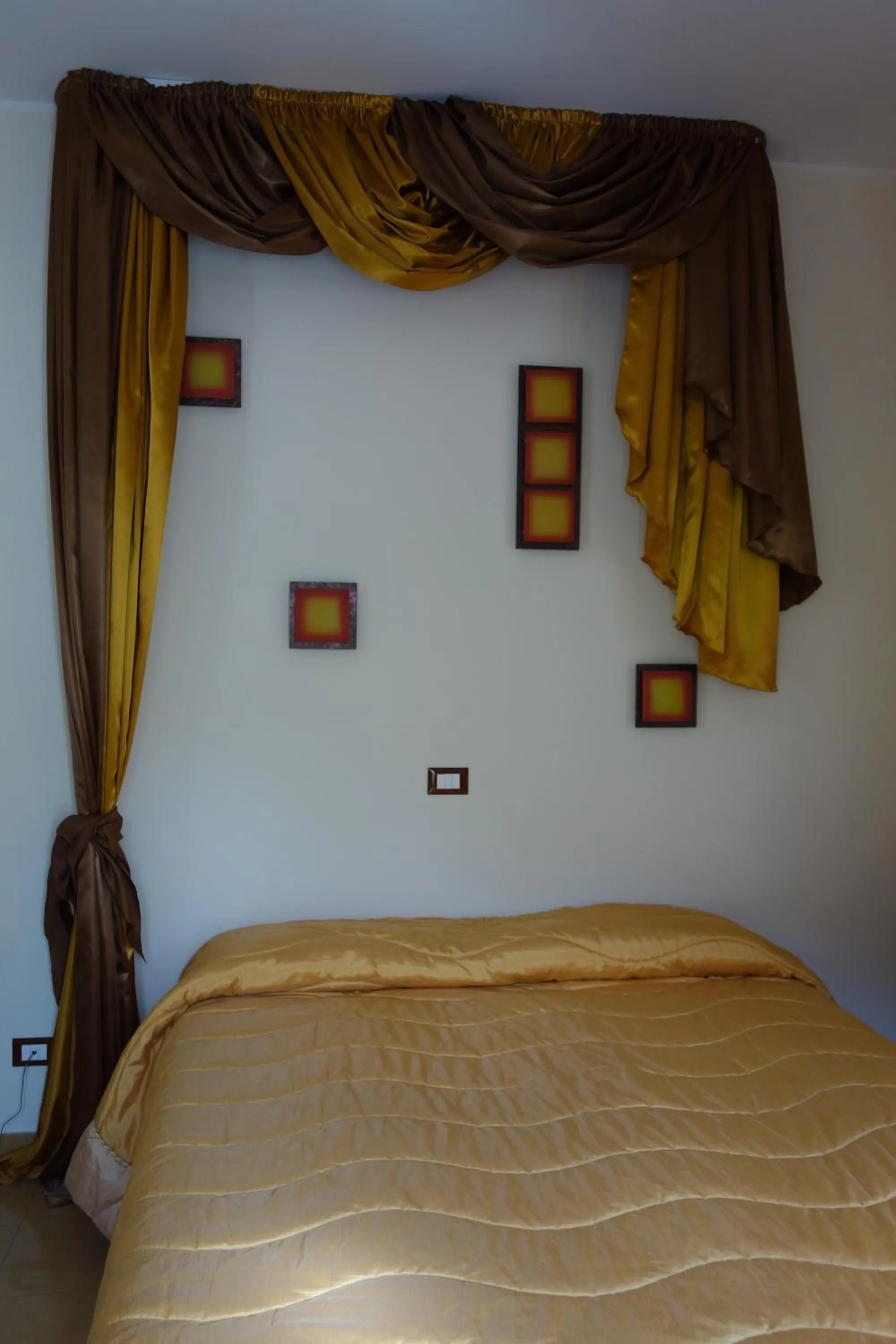 Decorative detail, Bed in Hotel Roma