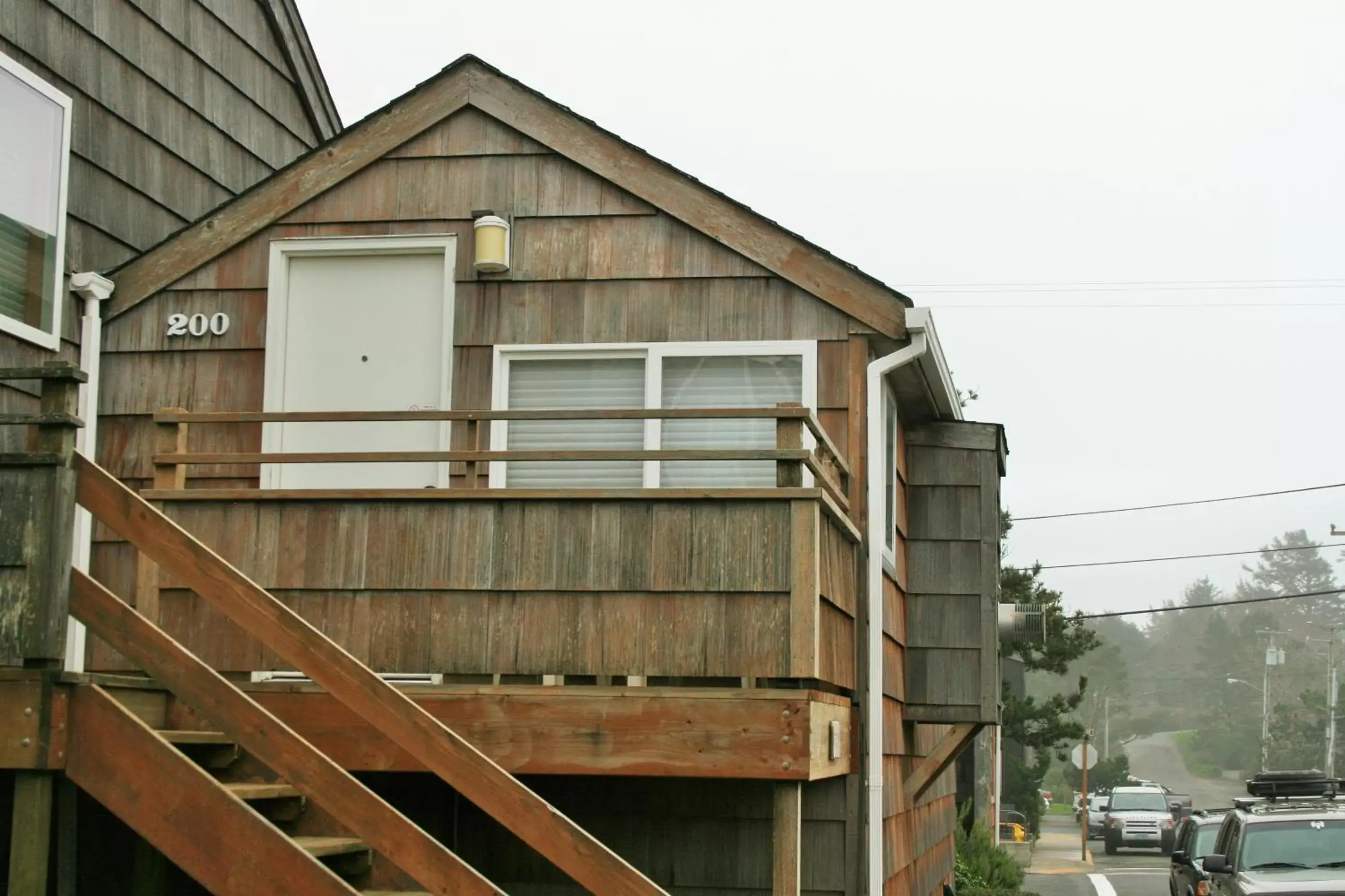 Spray Cottage with Partial Ocean View in The Waves Spray Cottage with Partial Ocean View in The Waves