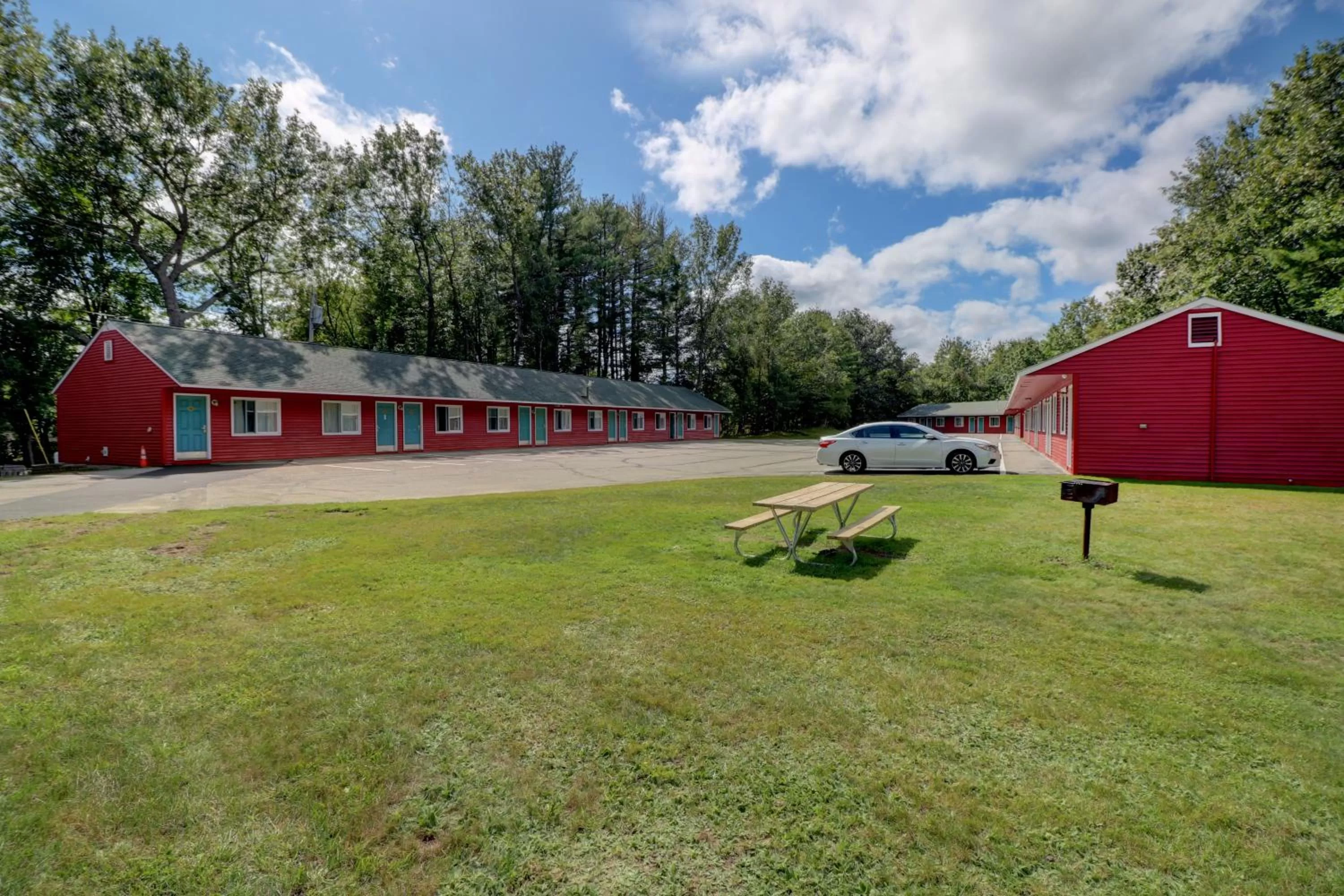 Property building in Sanfordinn