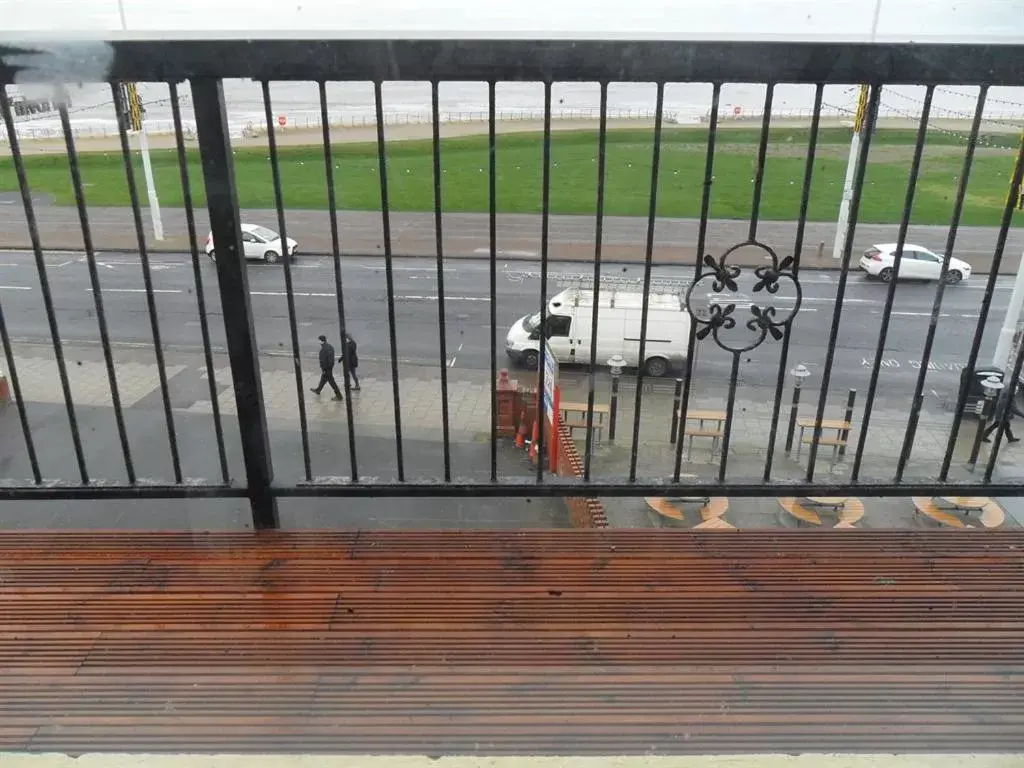 Deluxe Triple Room in The waterfront hotel Deluxe Triple Room in The waterfront hotel