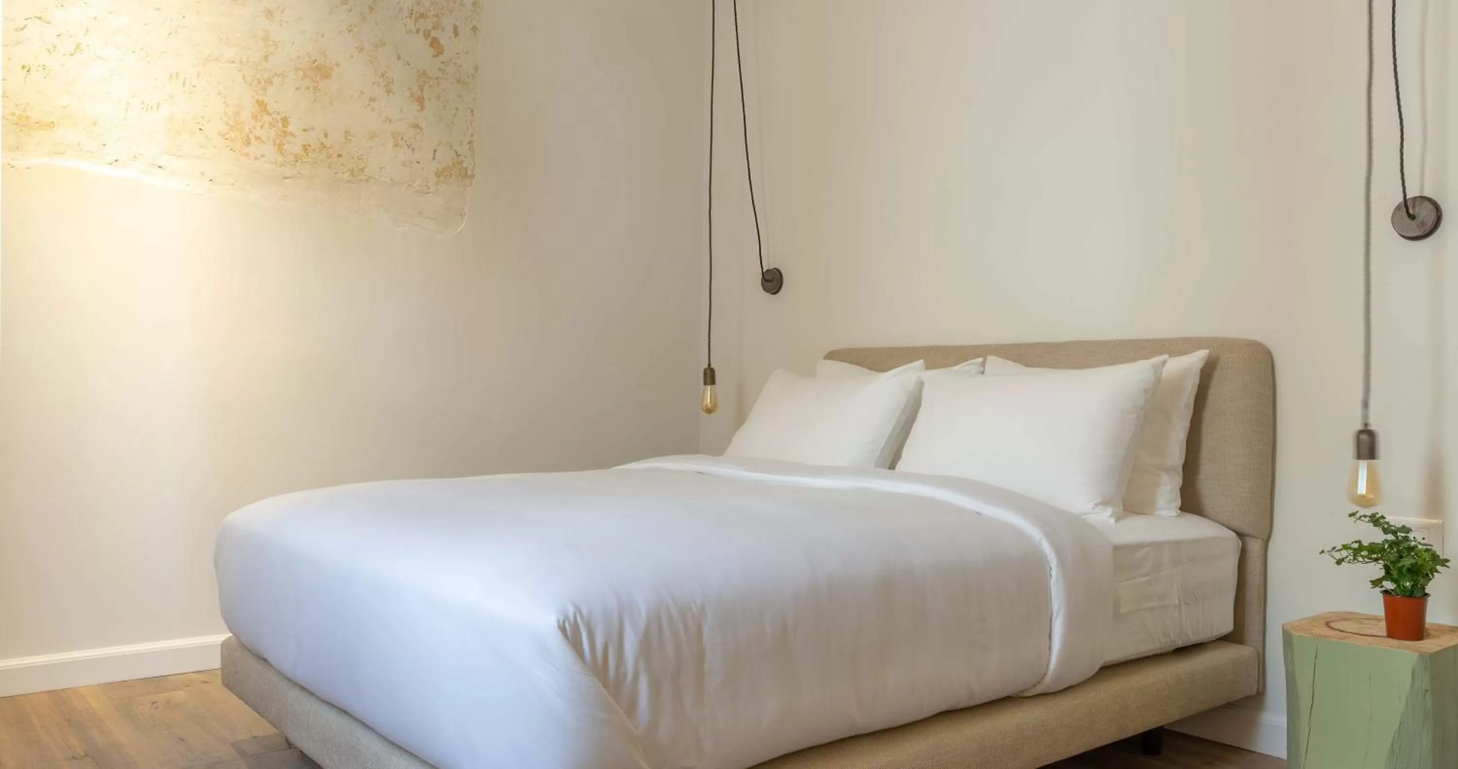 Standard Double Room in Ruby