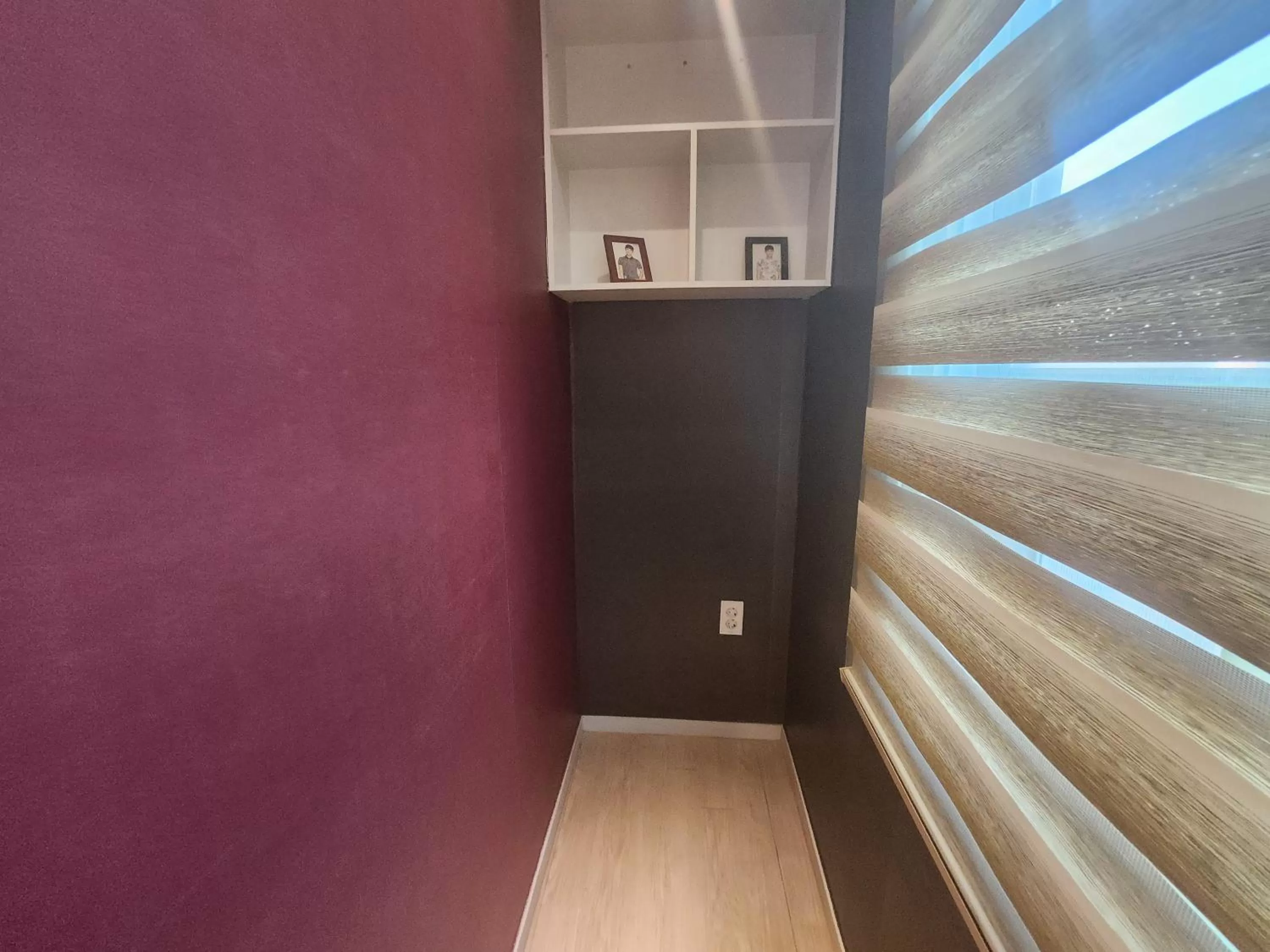 Balcony/Terrace, TV/Entertainment Center in Olive hostel R(Residence)