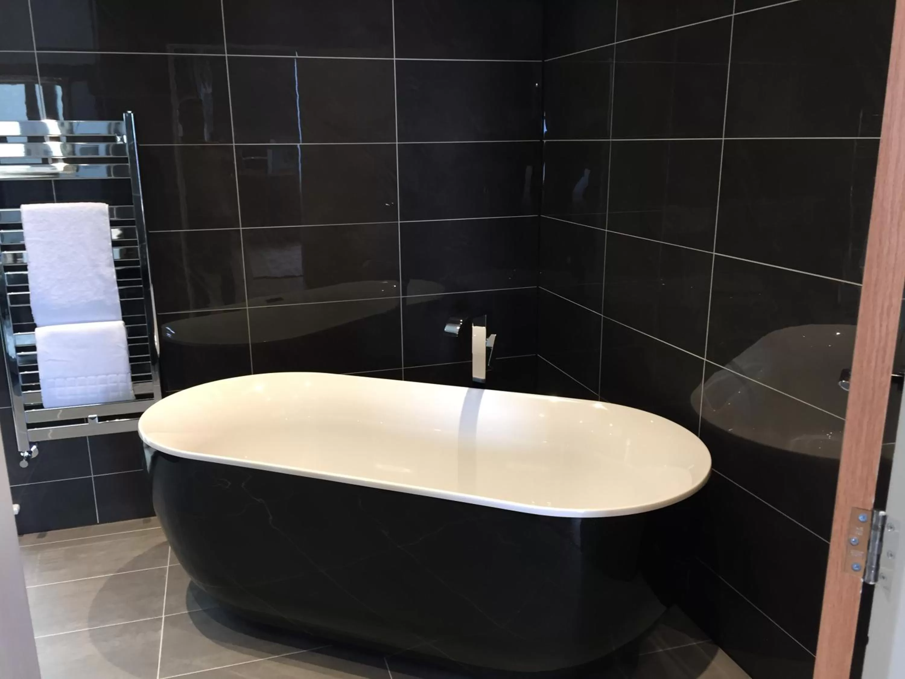 Bathroom in Halvard Hotel