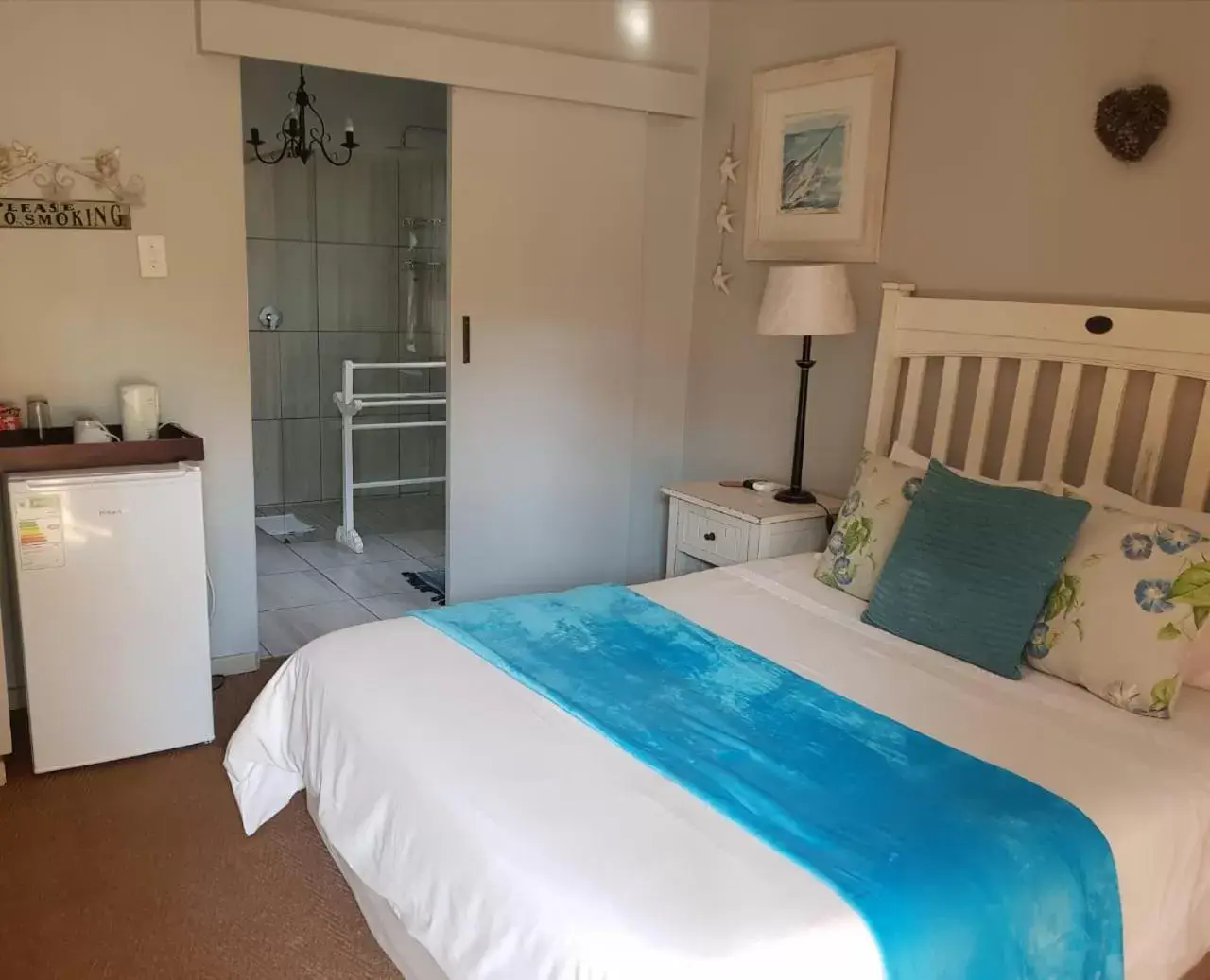 Deluxe Double Room - single occupancy in Umuzi Guest House Deluxe Double Room - single occupancy in Umuzi Guest House