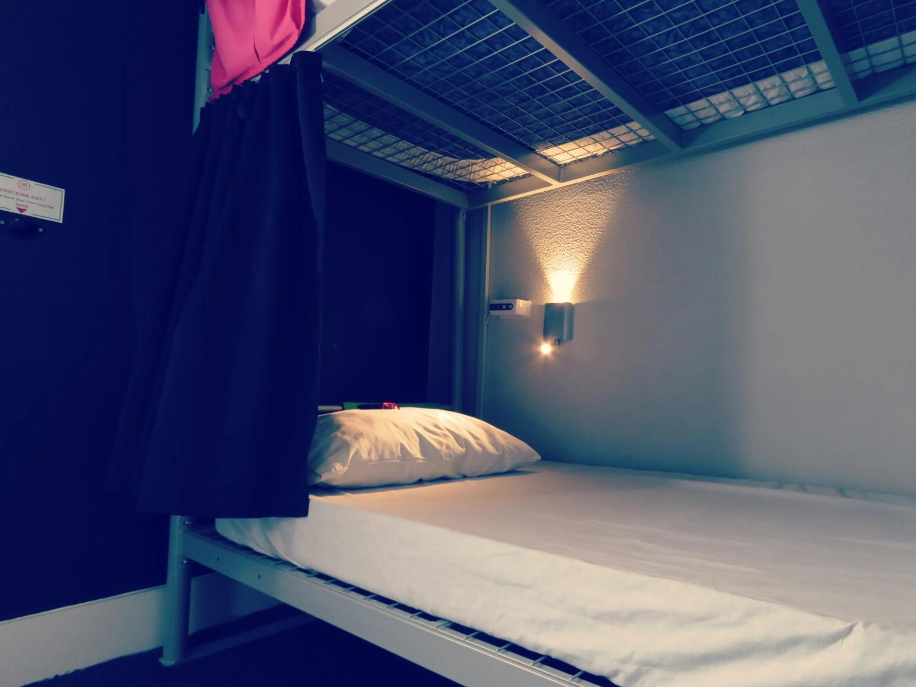 Bedroom, Bed in Bazpackers