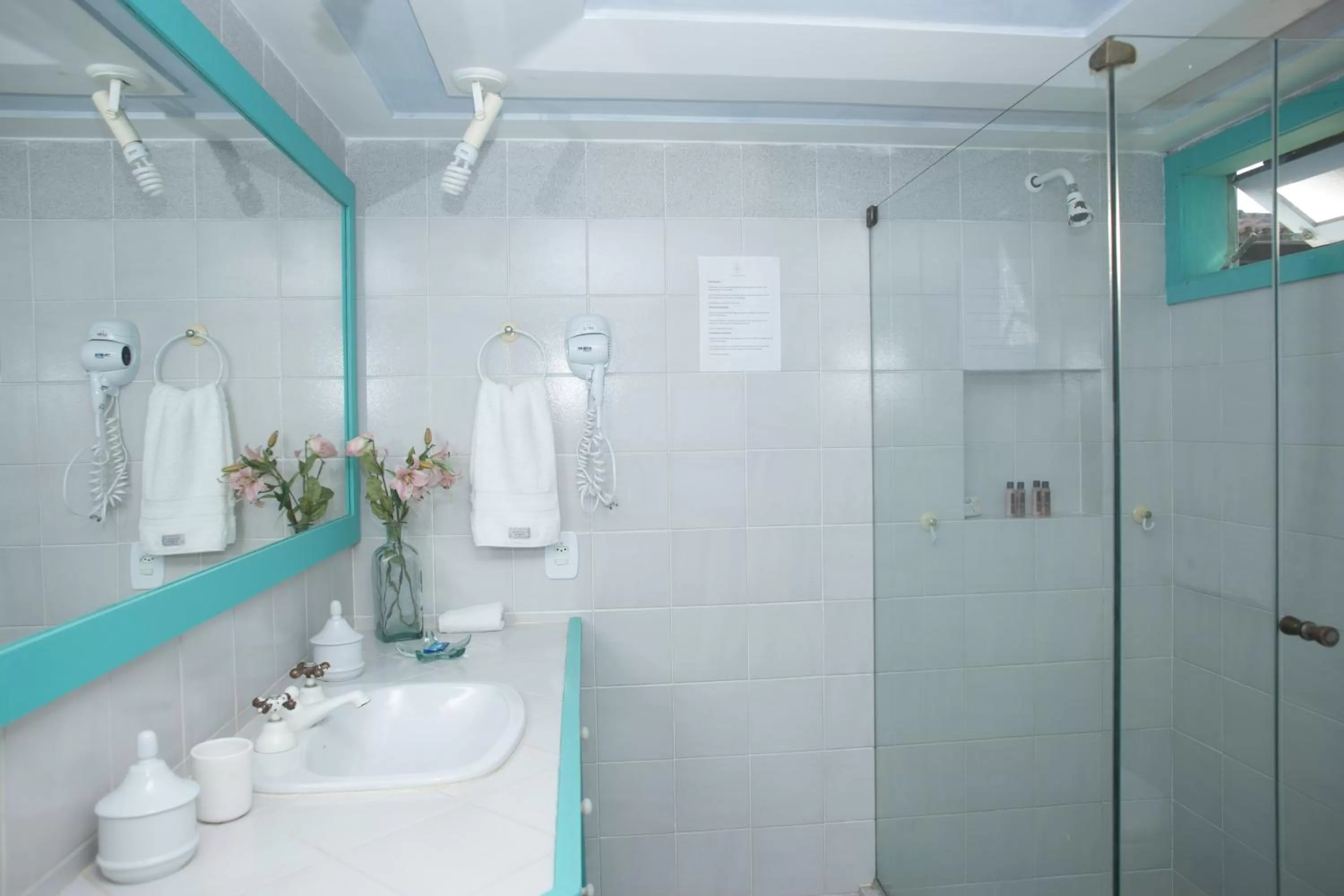 Bathroom in Vila Bela-Emília