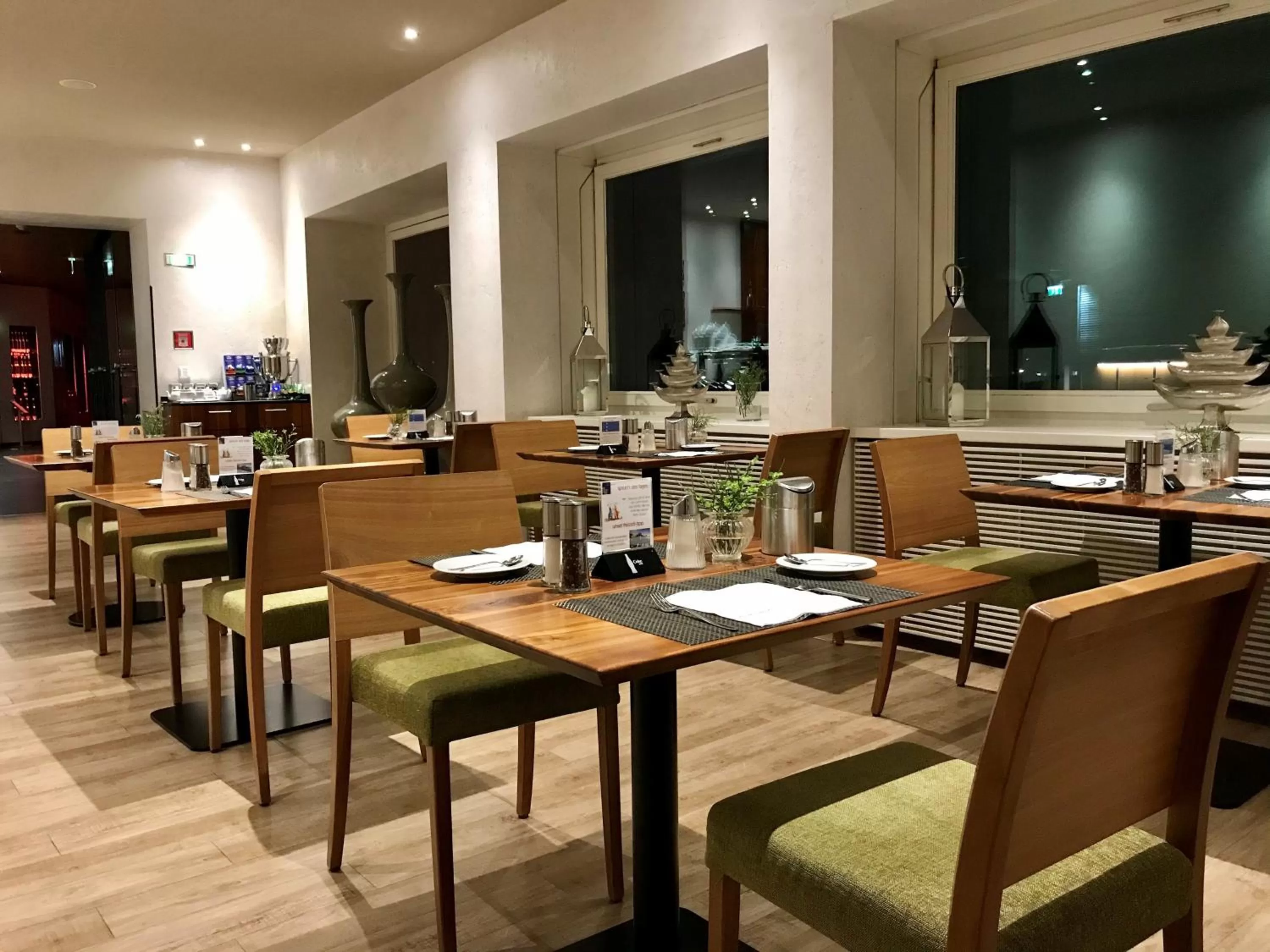 Restaurant/places to eat in Parkhotel Hall in Tirol