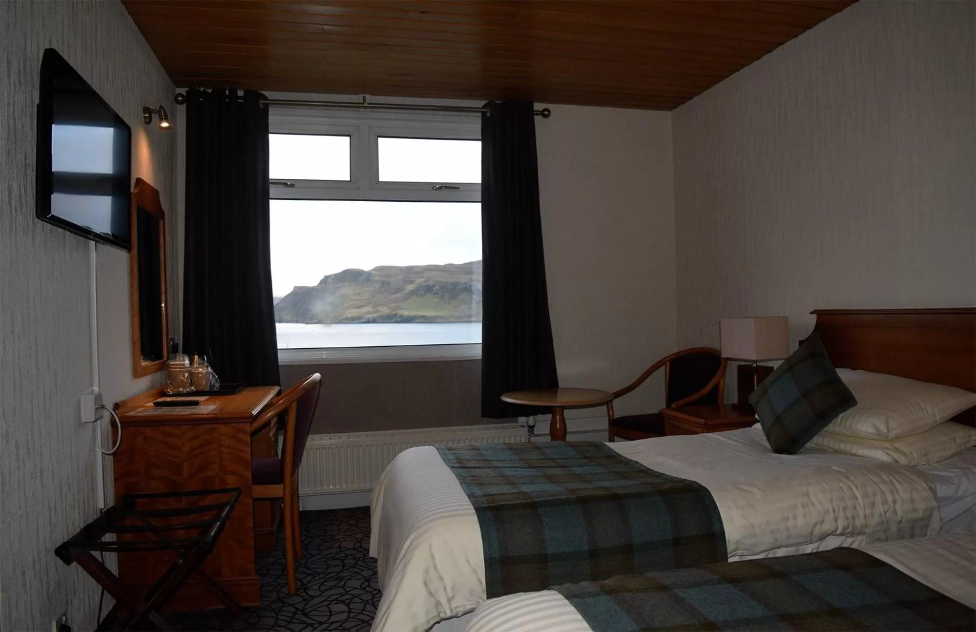 Bed in The Royal Hotel