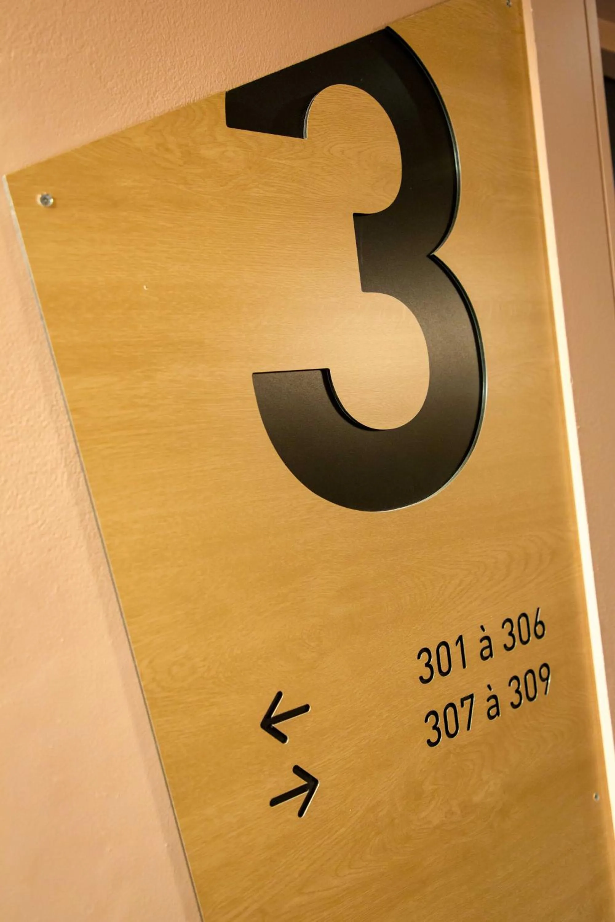 Decorative detail in B&B HOTEL Marseille Centre La Timone