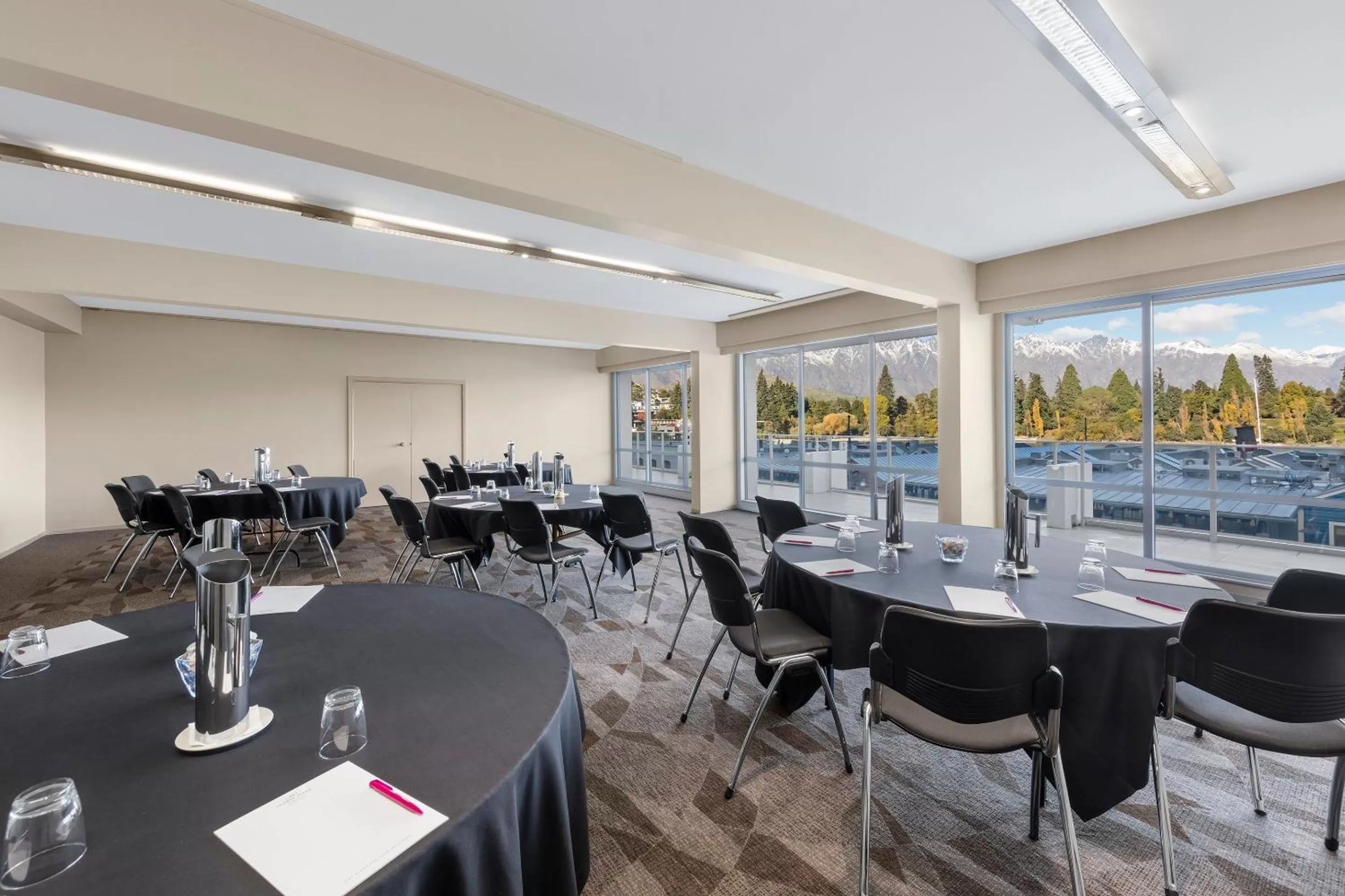 Meeting/conference room in Crowne Plaza Queenstown by IHG
