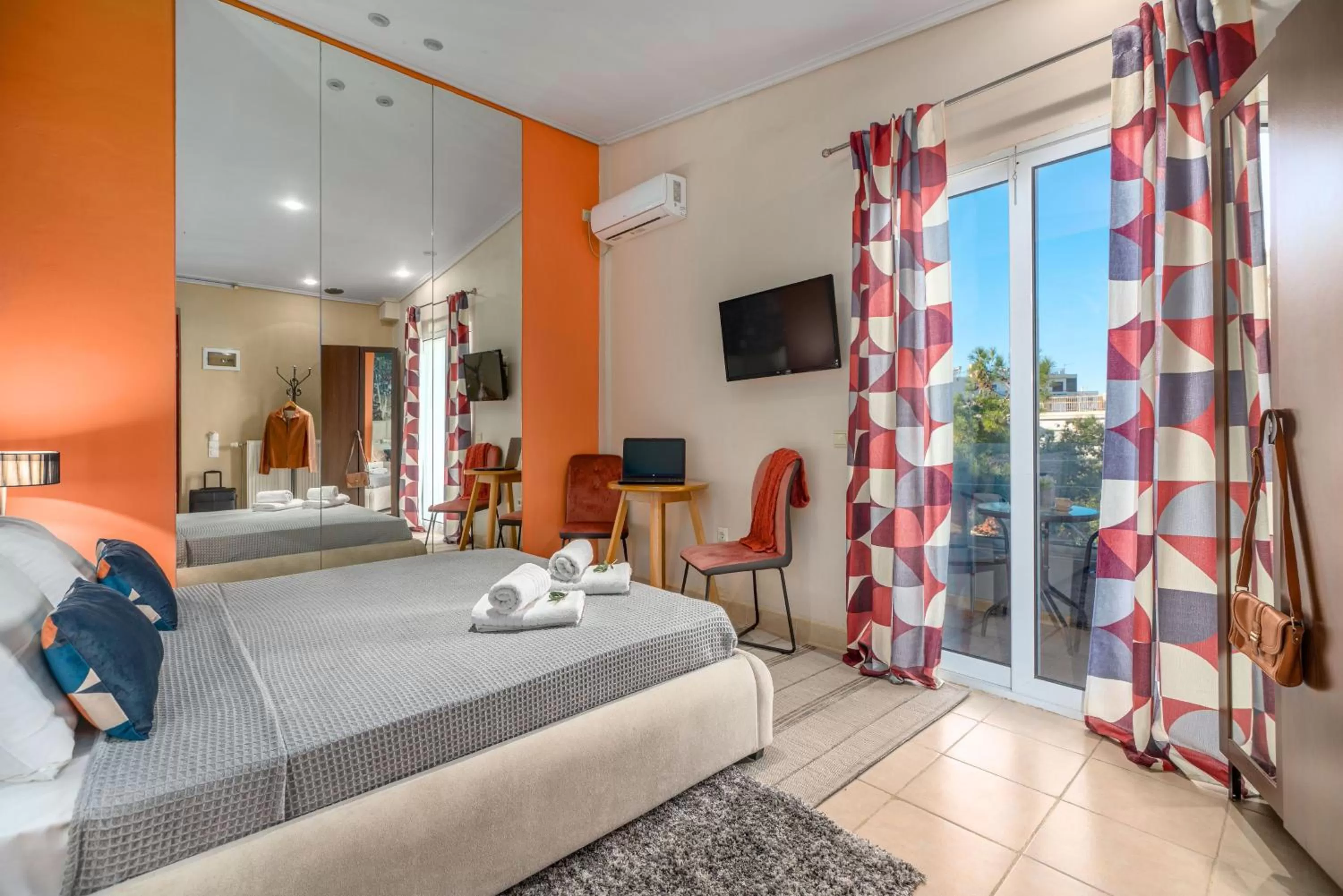 View (from property/room), Bed in Zen Hotel