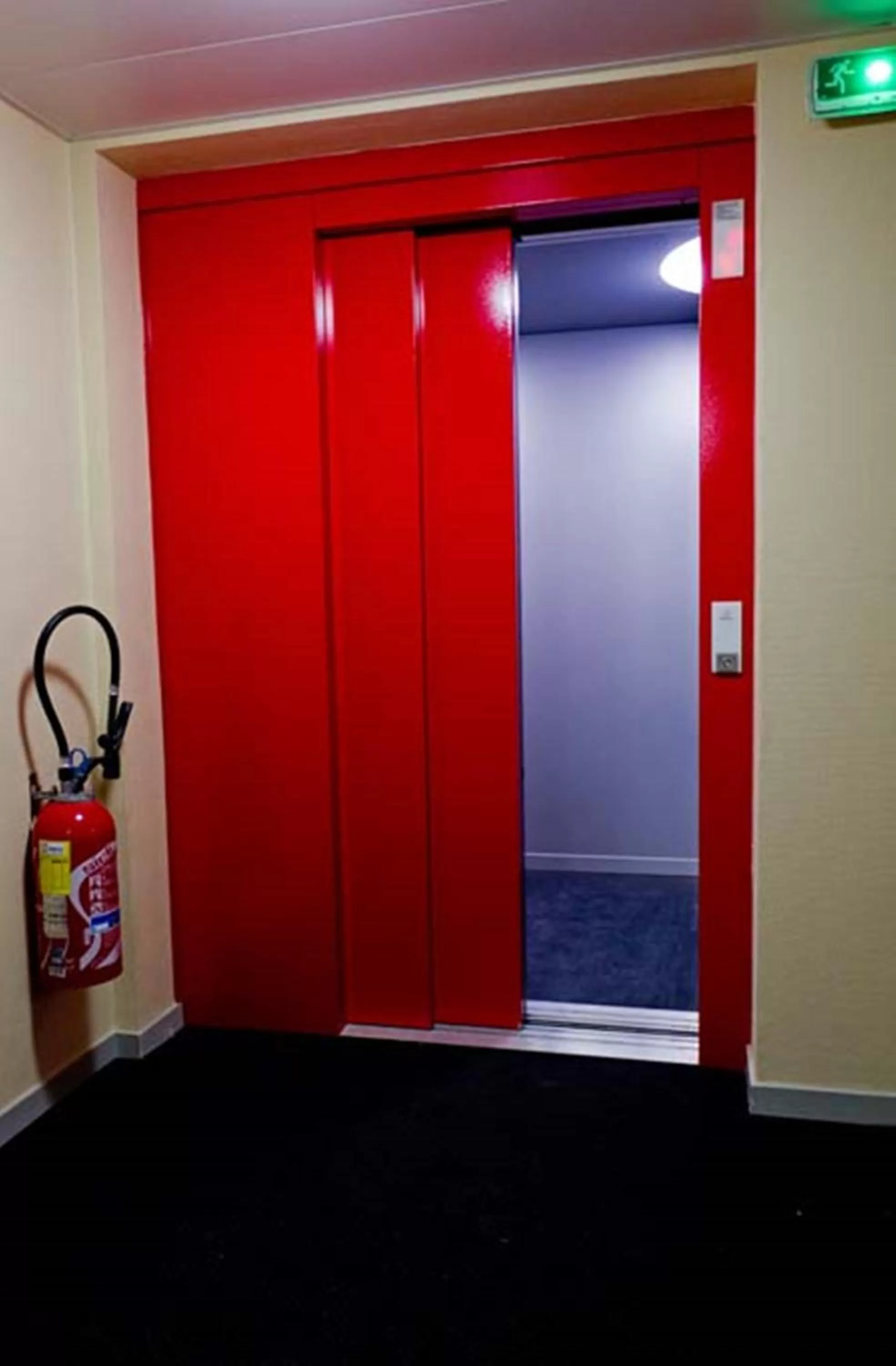 Area and facilities in Hôtel Saint Etienne