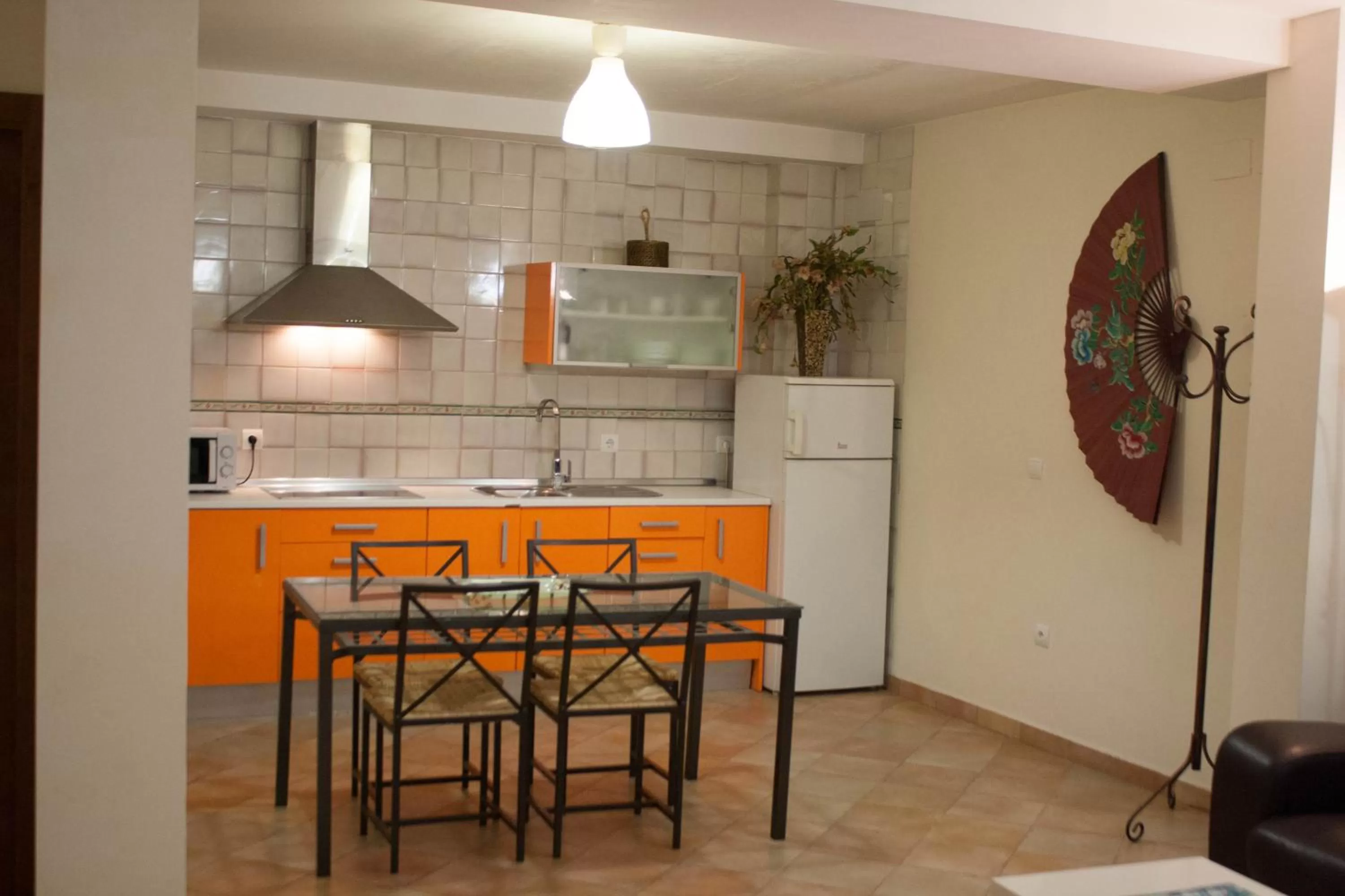 Kitchen or kitchenette in Abadia Suites