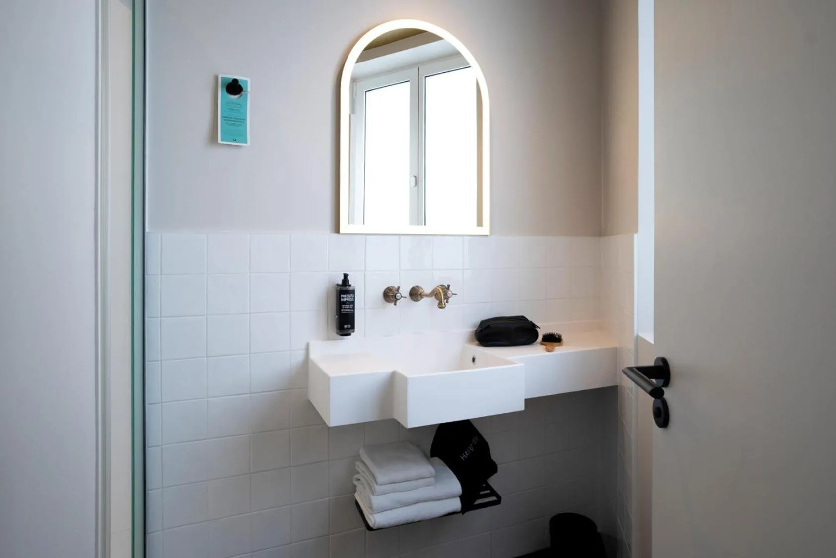 Bathroom in ibis Styles Paris Gare De Lyon TGV