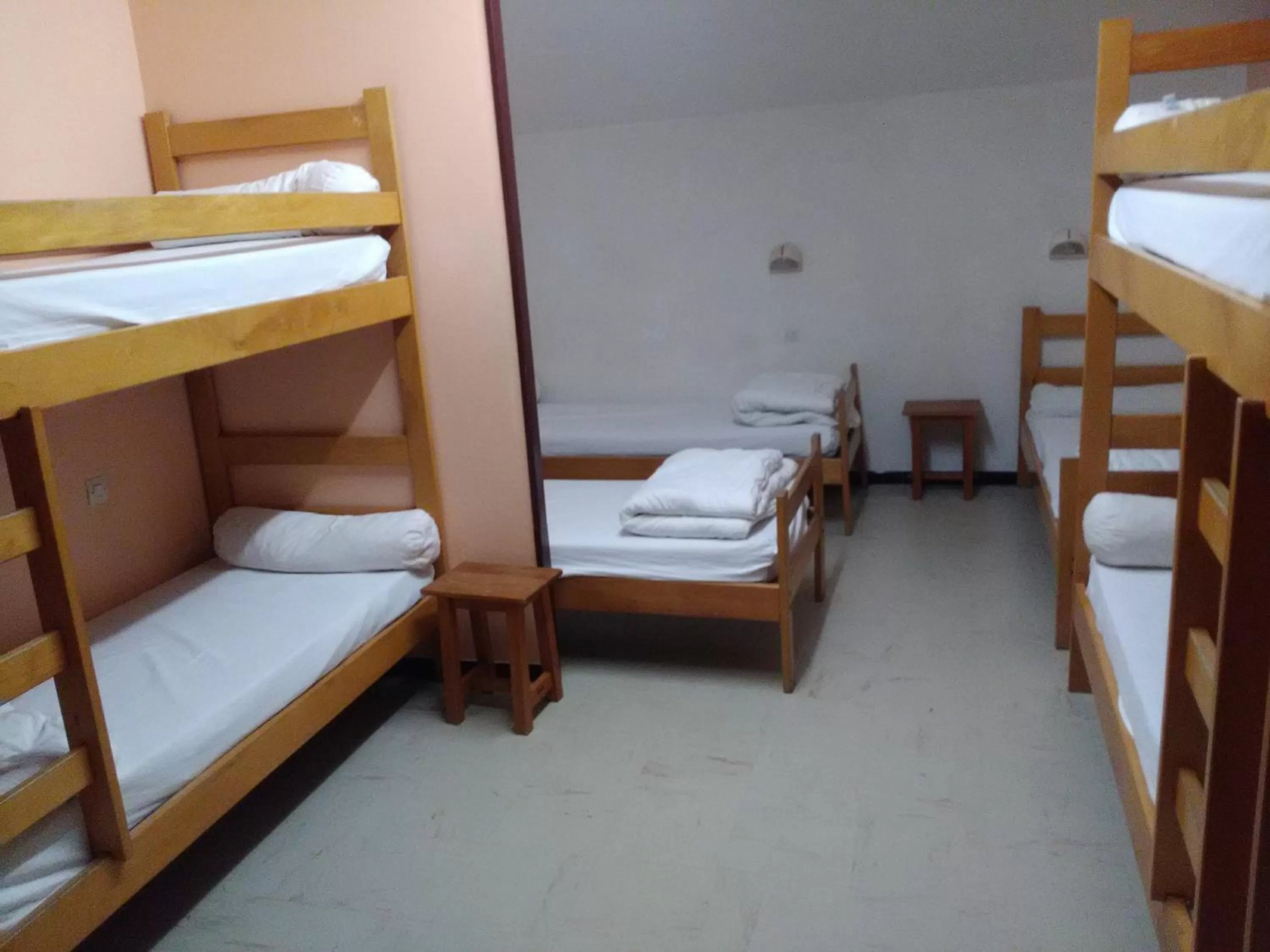 Bed in Cap Verb Guillestre