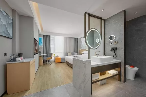 Bathroom in Fengyue Light Shang Hotel Guangzhou Baiyun Airport Store