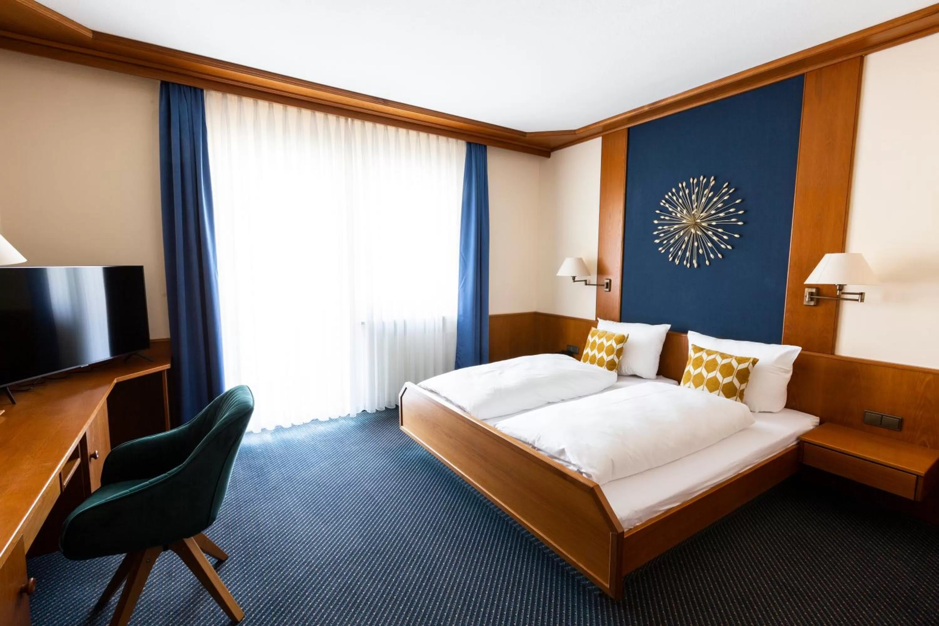 Double Room with Balcony - single occupancy in Stadthotel Lichtenfels