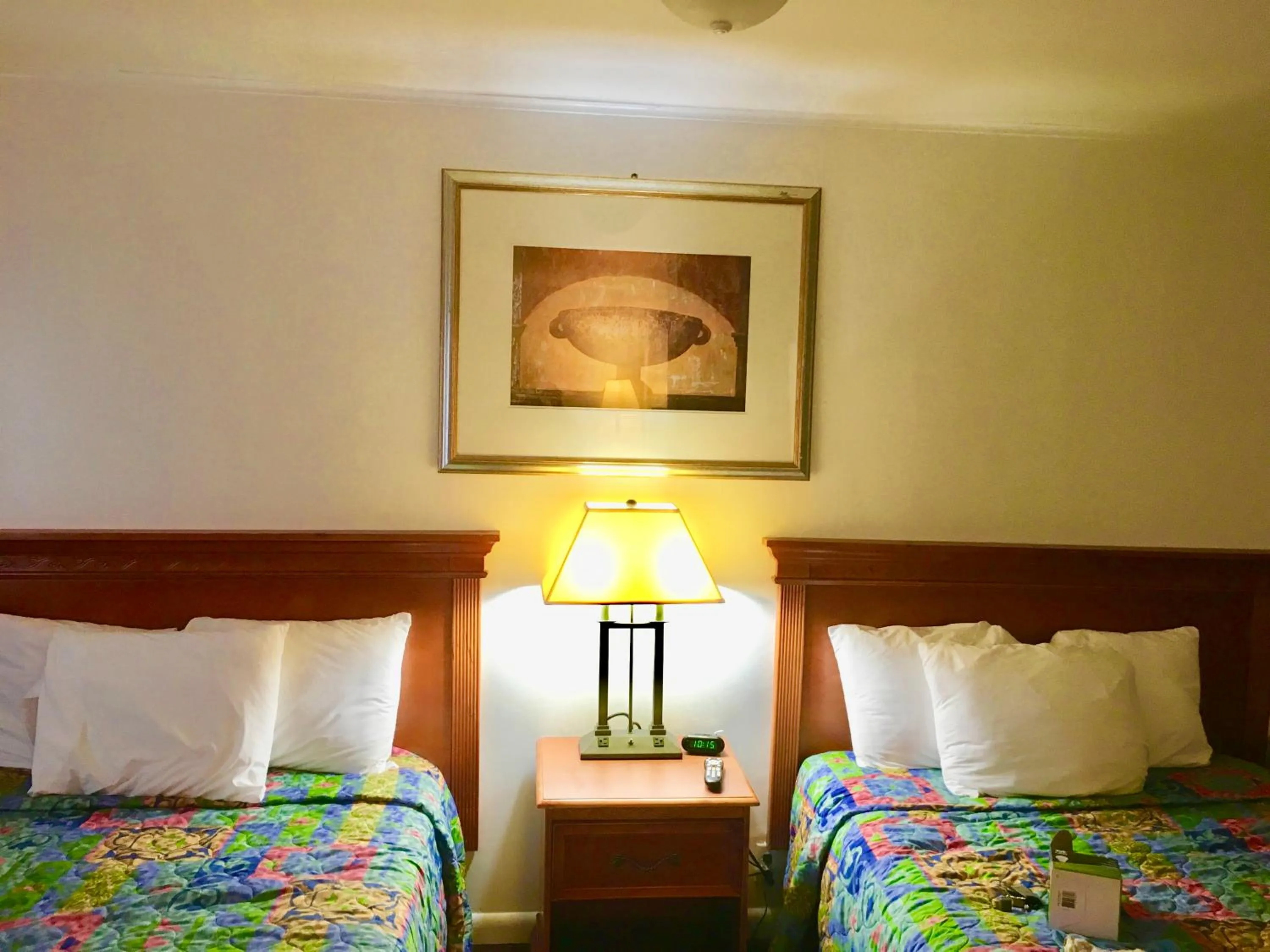 Double Room in North Country American Inn