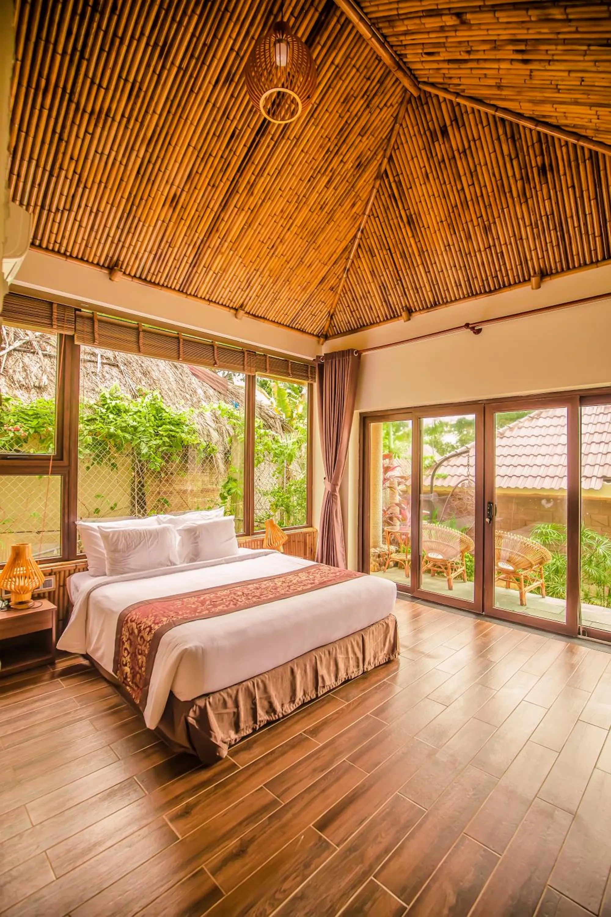 Bed in Coral Bay Resort
