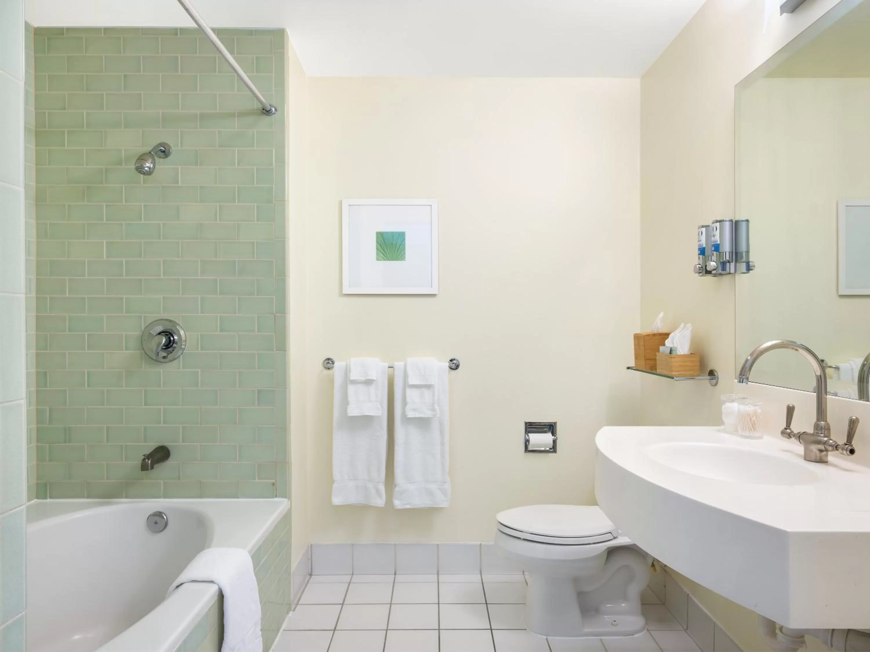 Bathroom in Acqua Hotel