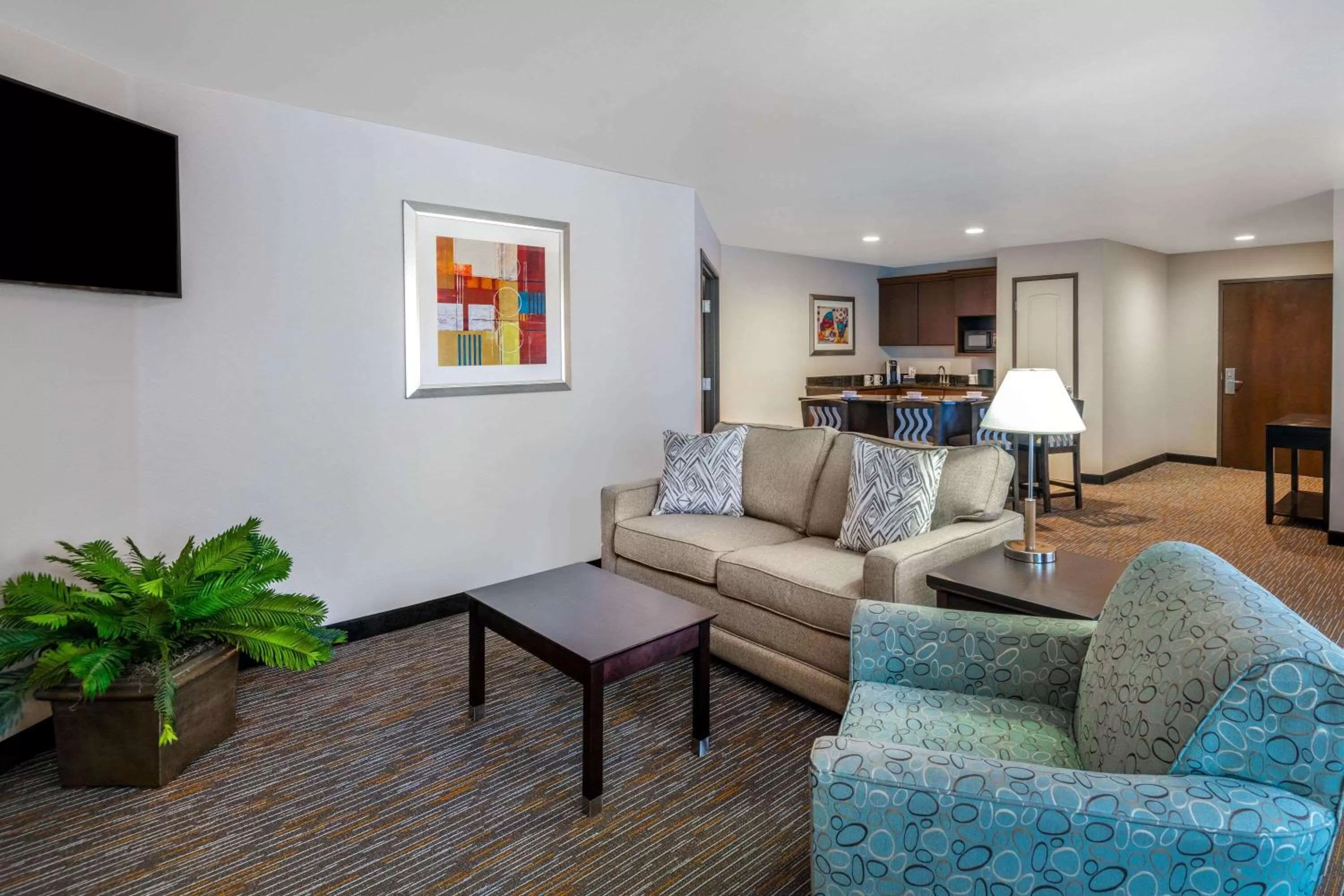 Photo of the whole room in Wingate by Wyndham - St. George