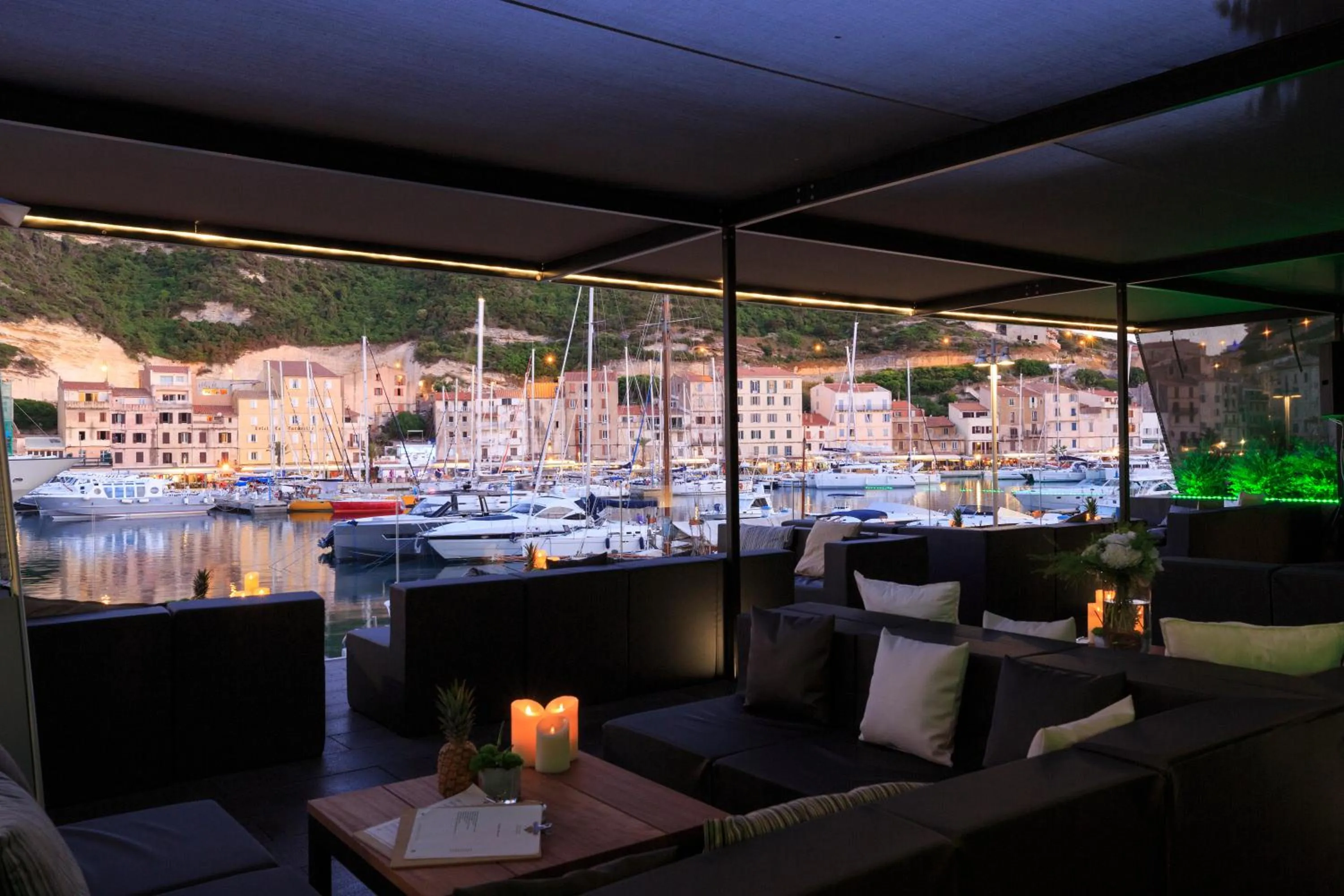 Lounge or bar in Hotel Centre Nautique